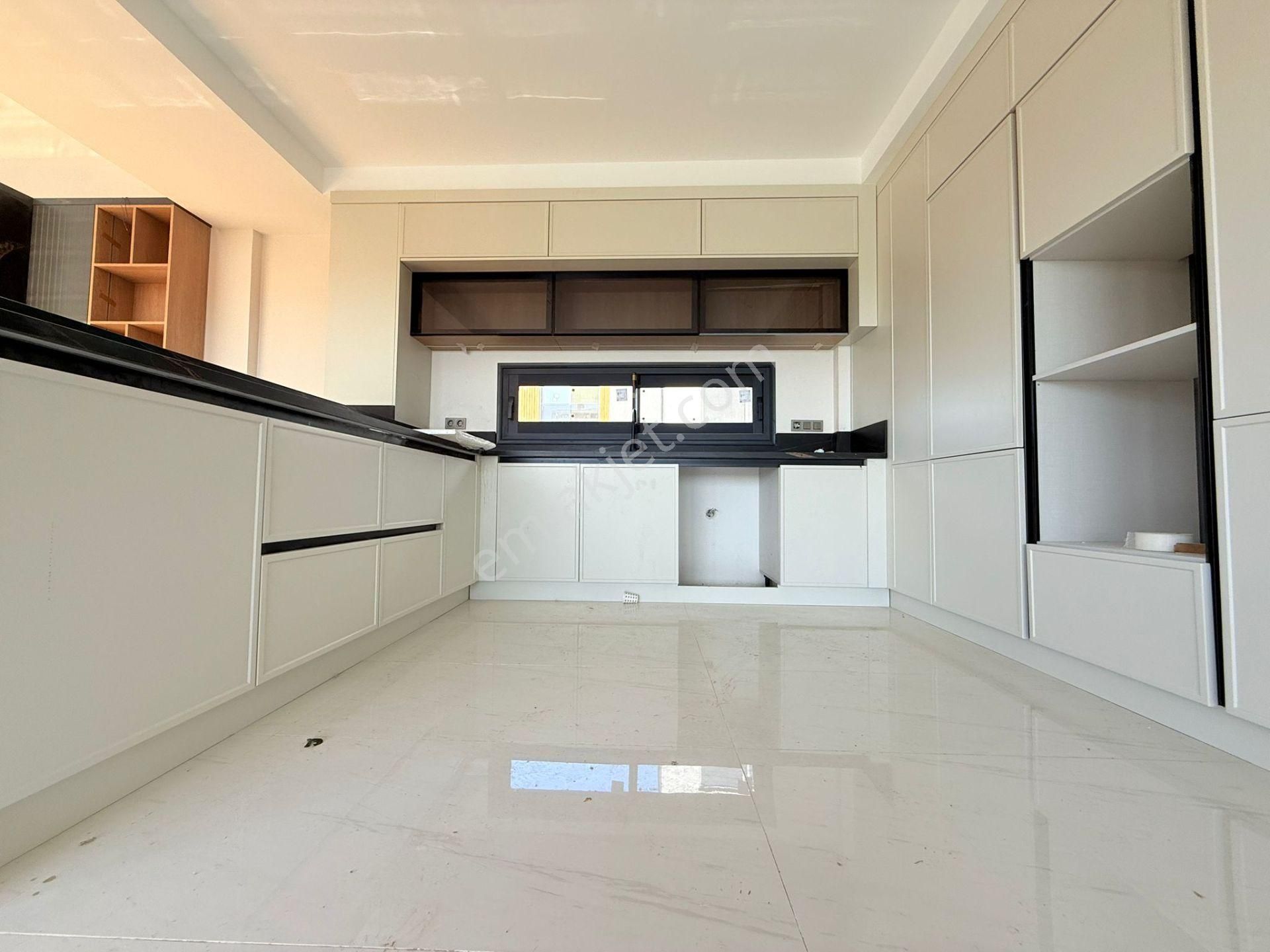 Panaromık Manzara-özel Havuz/otopark-500m2 Bahçe-modern-müstakil - Görsel 22