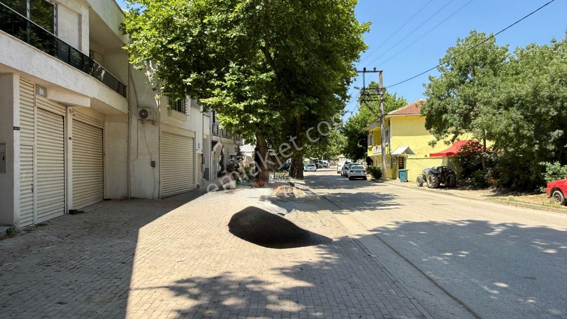 Bursa Osmangazi Yeniceabat'ta 200 M² Kiralık Depo