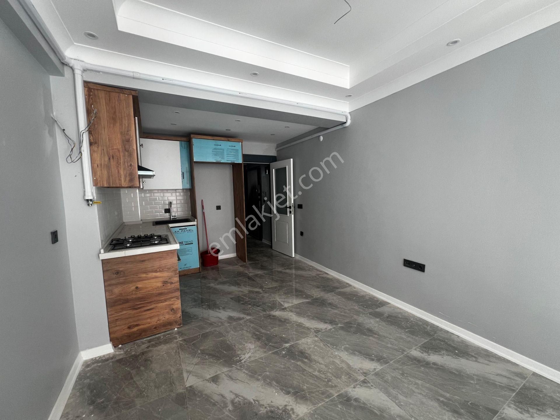 Balıkesir Edremit Gaziilyas Mahallesinde Sıfır 1+1 Daire Satılık