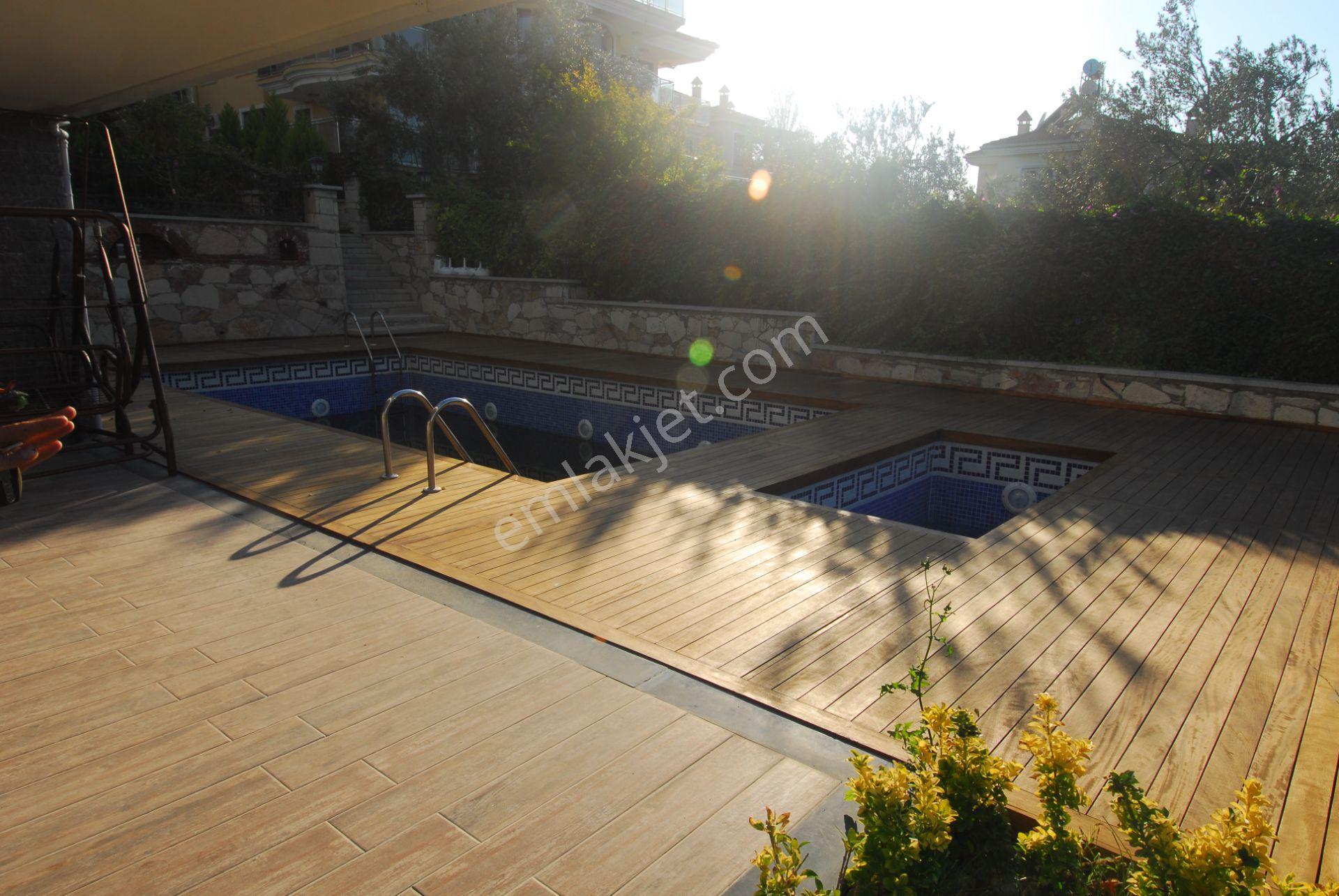 Balıkesir Ayvalık Ta Satılık Muhtesem Villa.denize Sıfır - Görsel 8