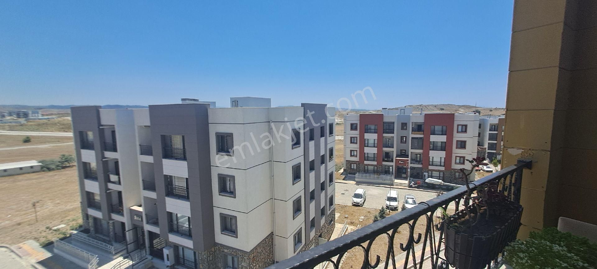 Tokide Satılık 2+1 Kapalı Mutfak Daire