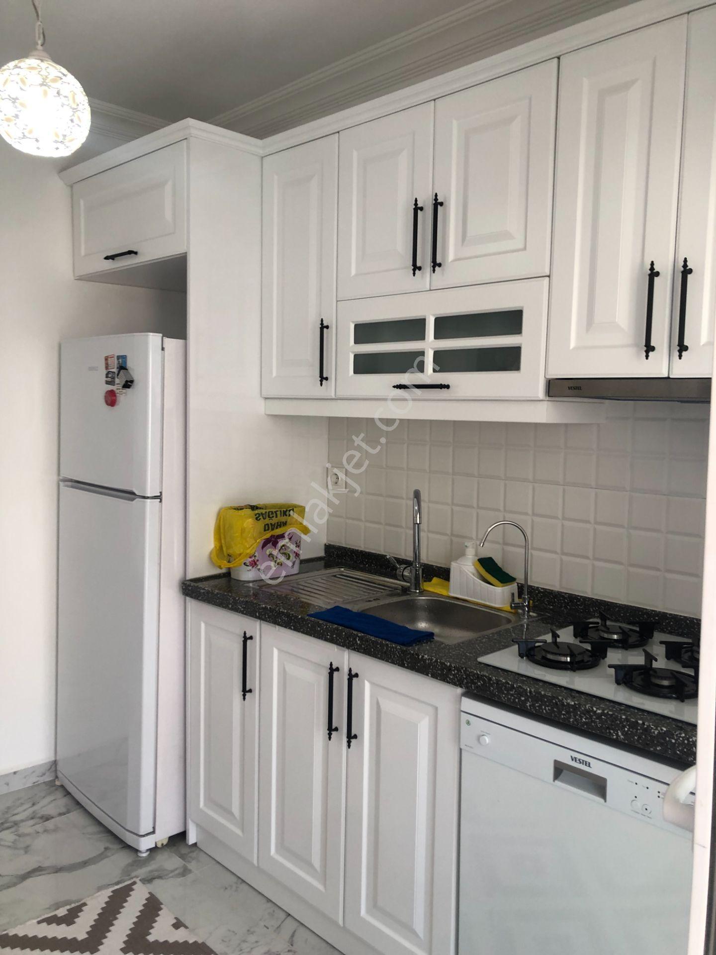 Şarköy De Işık Emlaktan İstiklal Mah De 1+1 65 M2 Daire - Görsel 5