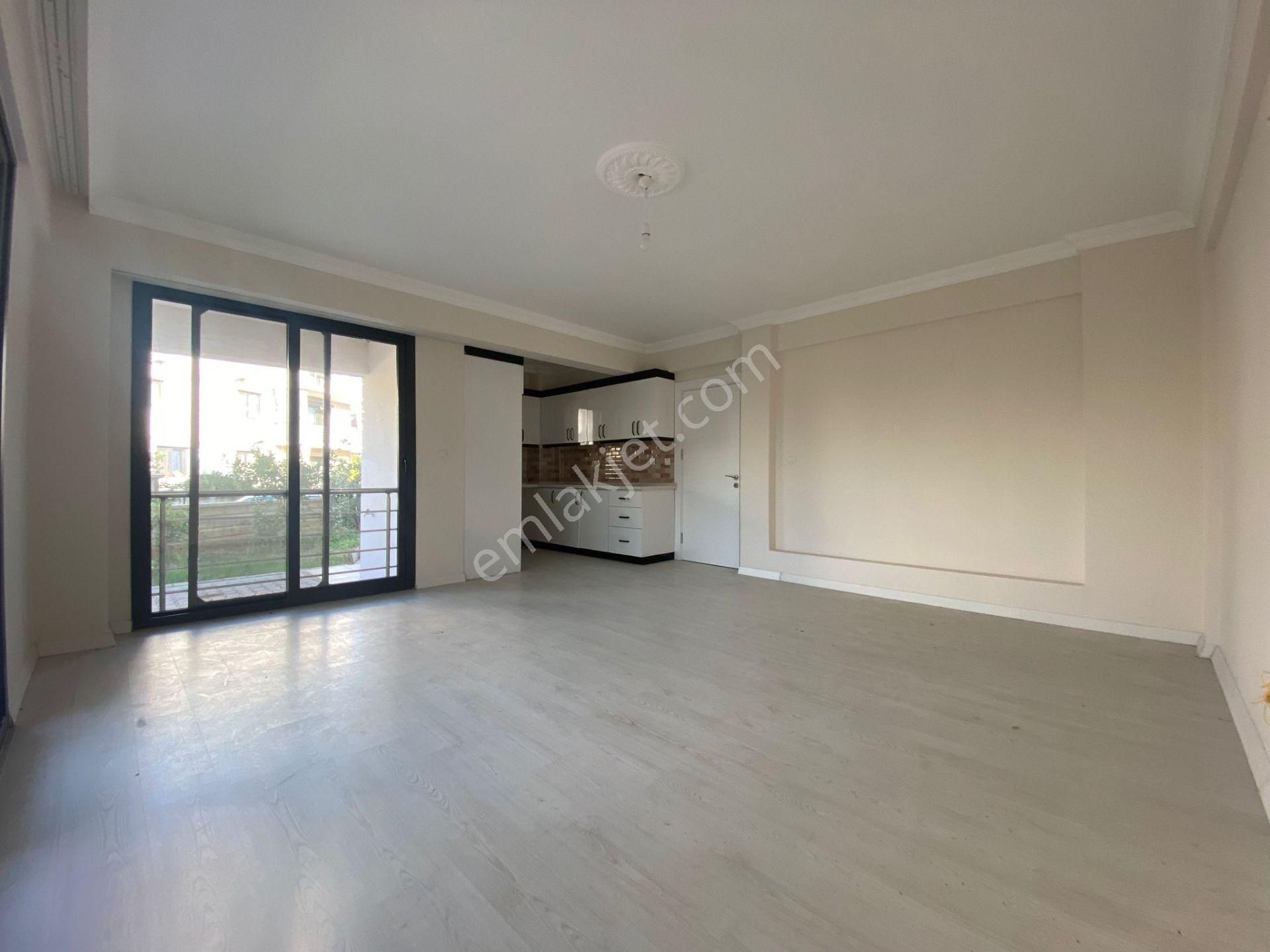 Goldhouse Dan Satılık Daire Bahçe Kullanımlı 2+1