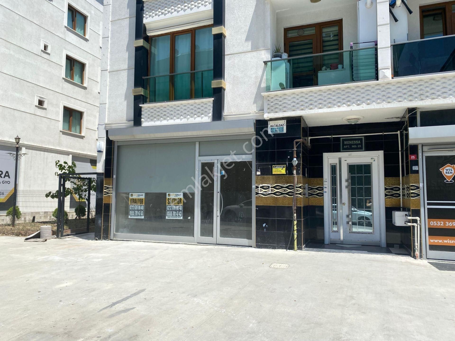 Beylikdüzü Kavaklıda Kiralık 180 M2 Dükkan Mağaza Marinaya Yakın