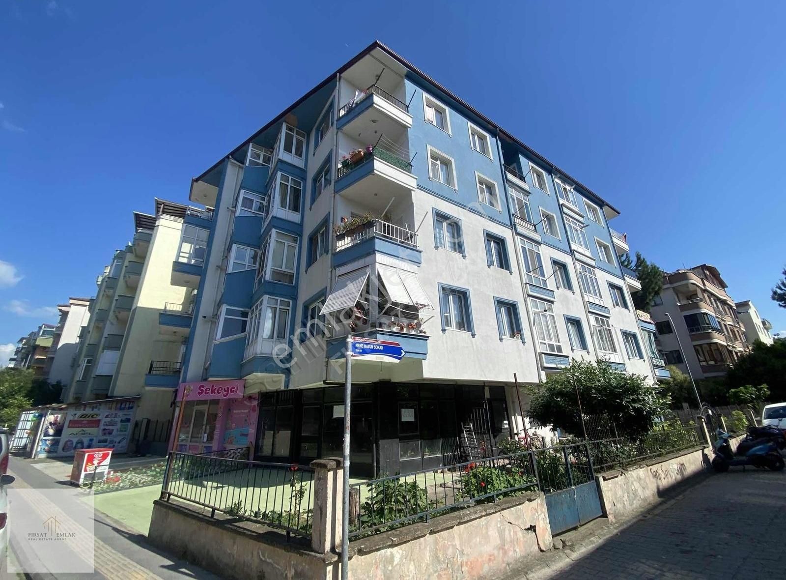 Bahçelıevler 2 + 1 Acıl Satılık Daıre
