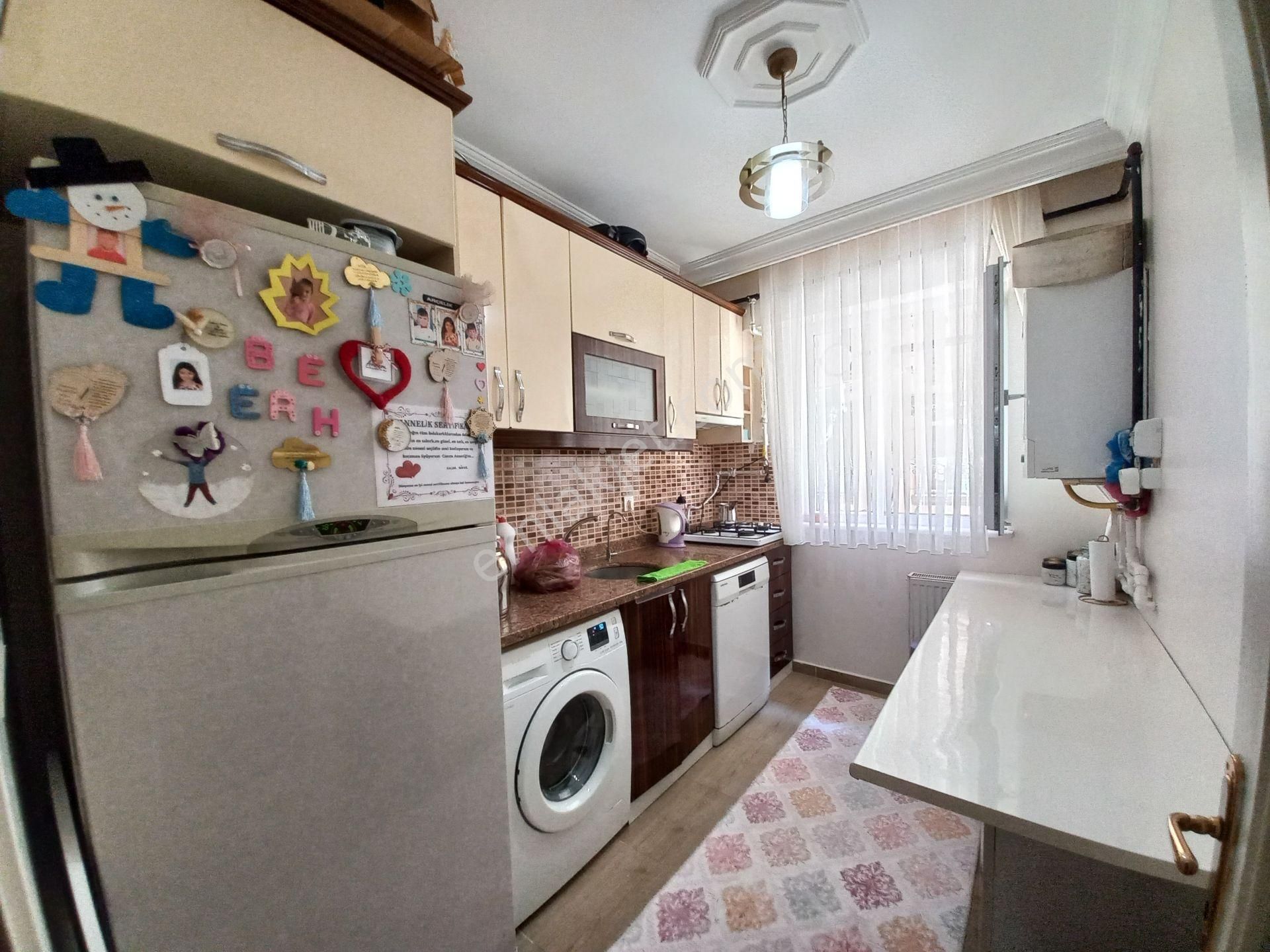 Şeref Emlak Gaziosmanpaşa Yıldız Tabya Satılık Daire Bahçe Katı 3.000.000tl