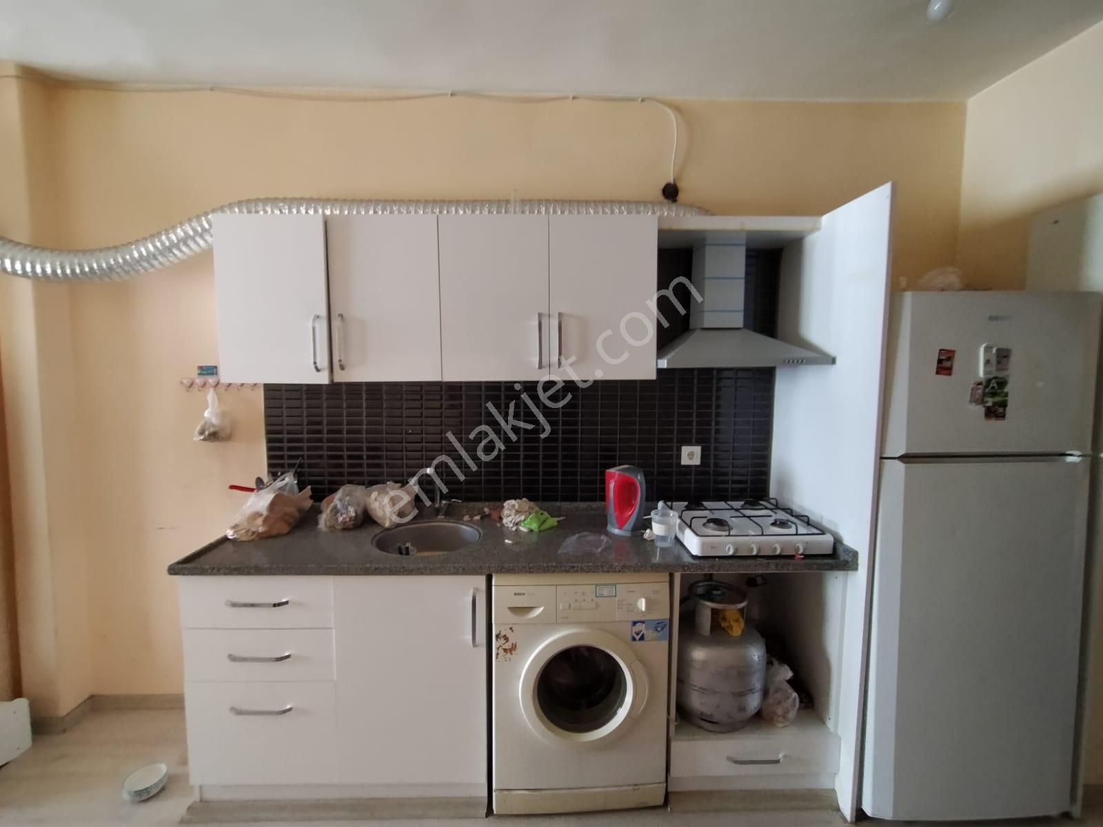 Yaşar Emlaktan Kiralık Eşyalı Daire