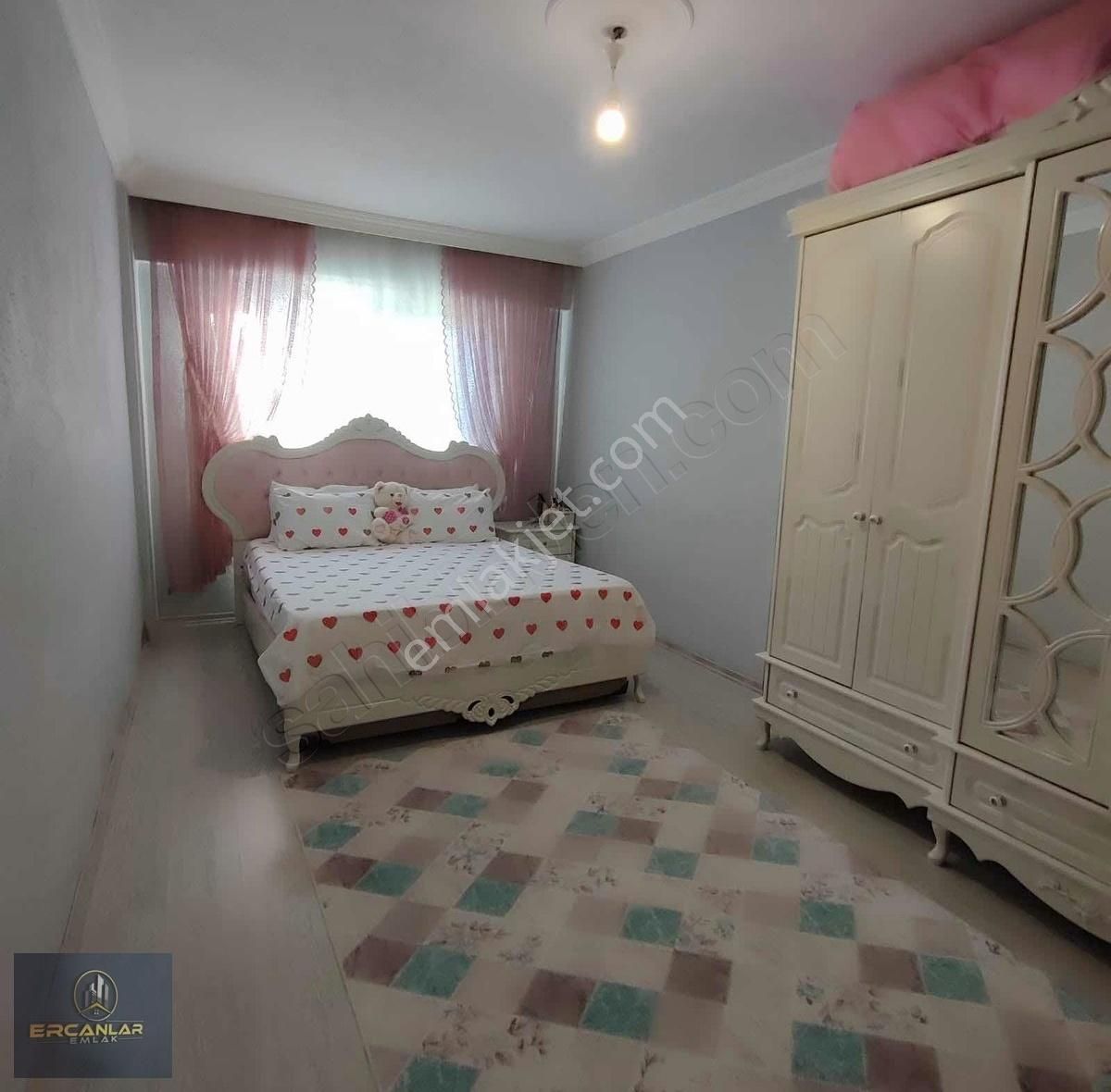 Ercanlar Emlak'tan Satılık Genış Daire - Görsel 12