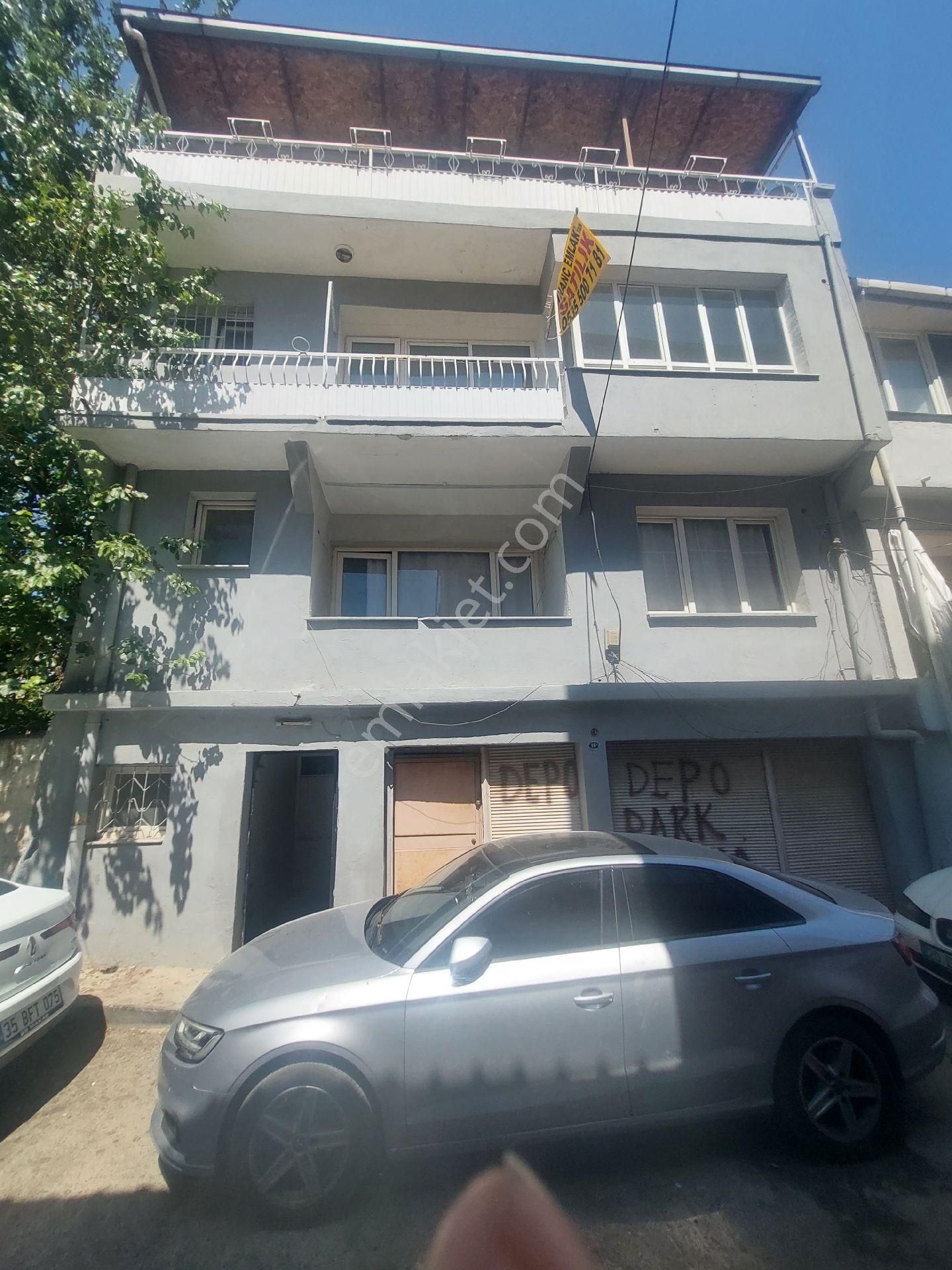 Bozyaka Merkez De 1 Adet İsyeri Dört Adet Daıre Acıl Satılık. - Görsel 2