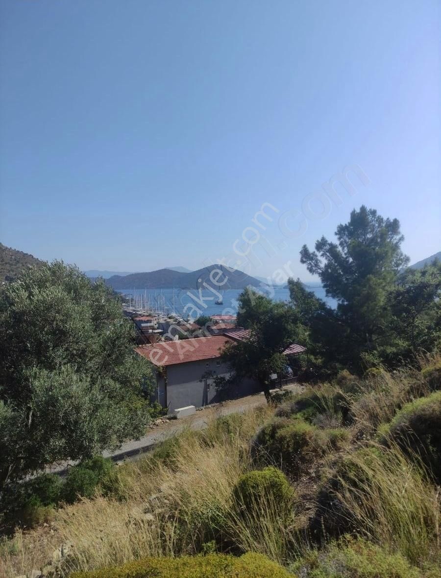 Ahmet Ayar'dan Bozburun Merkezde Deniz Manzaralı 1431 Metrekare