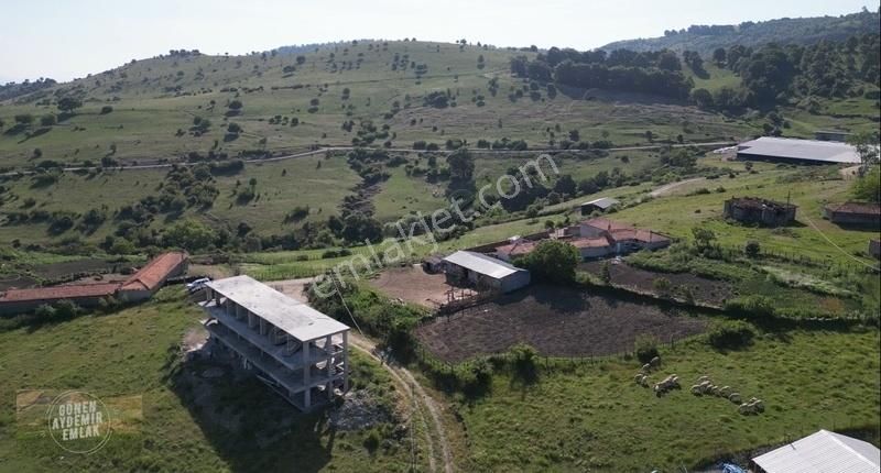 Doğa Manzaralı Çok Havadar 3 Adet Yan Yana %80 İmarlı Arsa