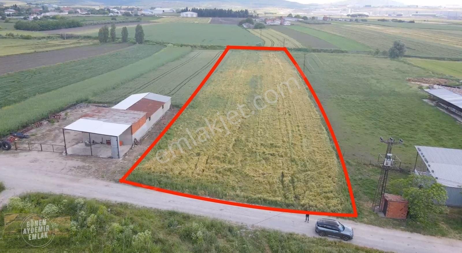 Buğdaylı Mah. Asfalta 400 Metre Osb Yanı 8.150 M2 Değerli Arazi