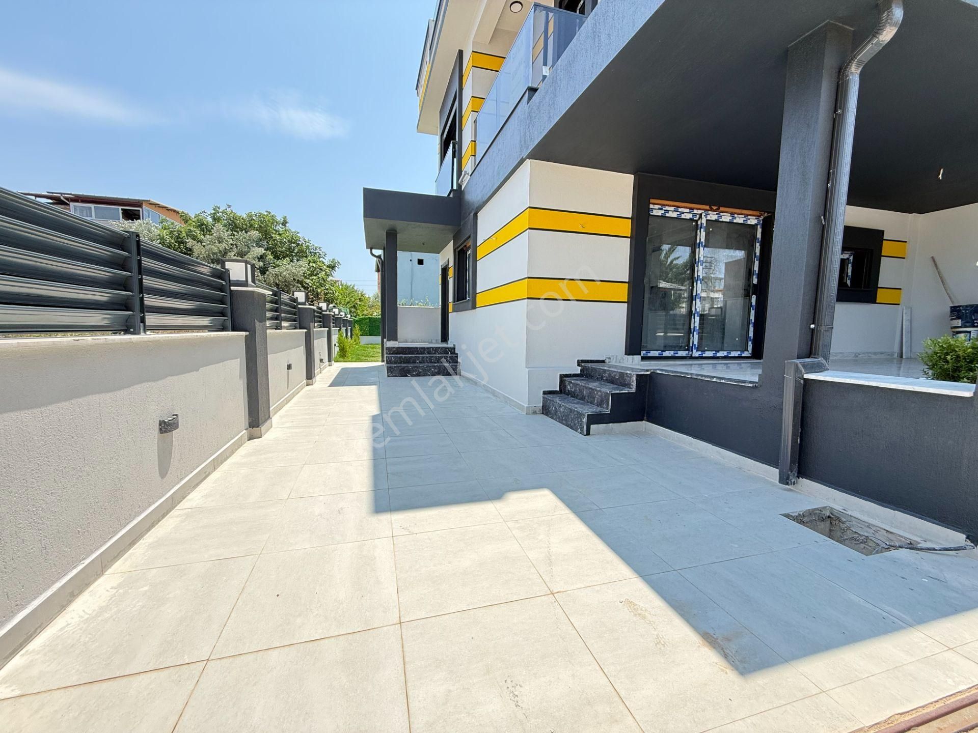 Seferihisar Doğanbey'de Satılık 3+1 Müstakil Sıfır Geniş Bahçeli Villa - Görsel 4