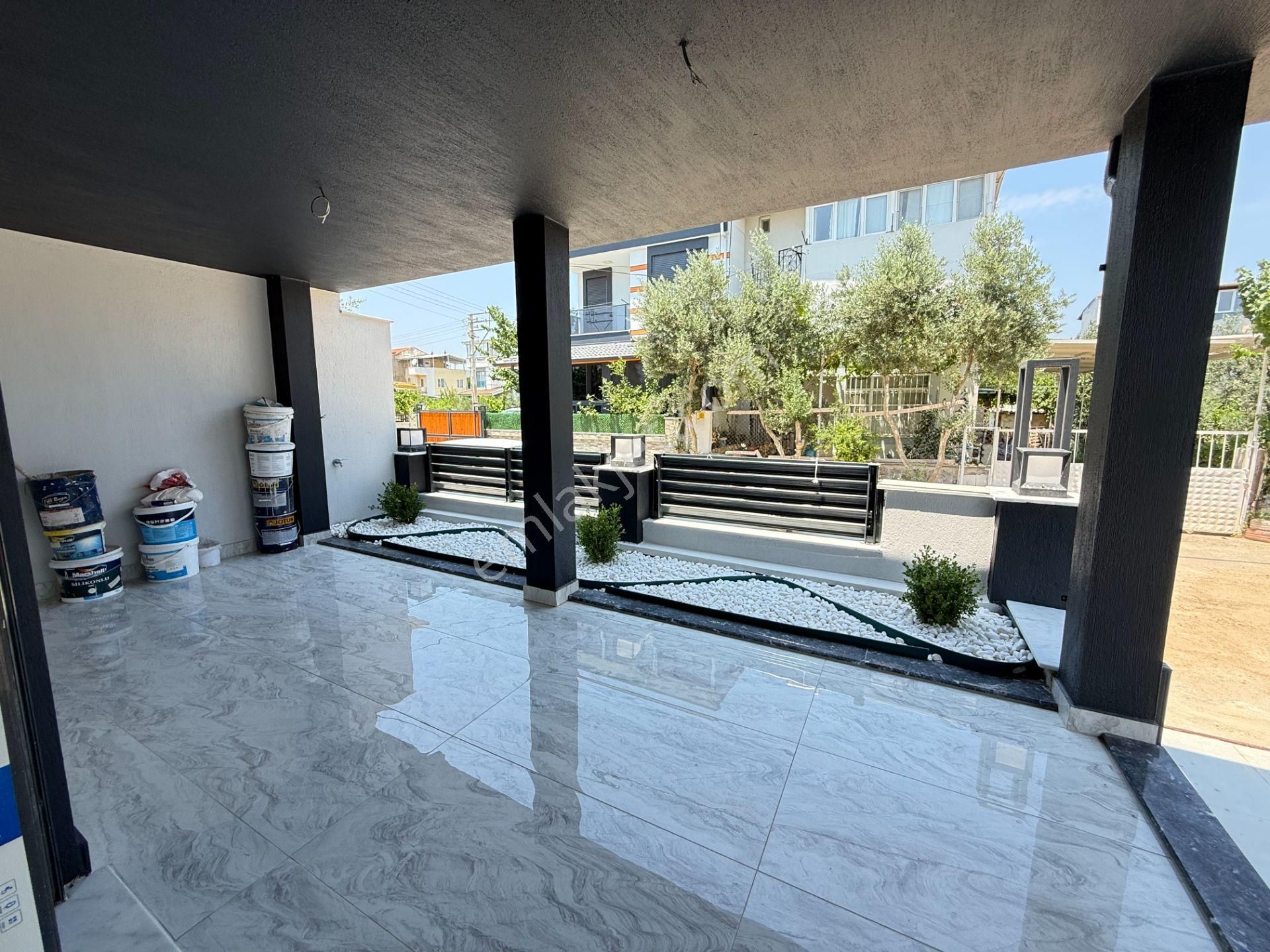 Seferihisar Doğanbey'de Satılık 3+1 Müstakil Sıfır Geniş Bahçeli Villa - Görsel 8