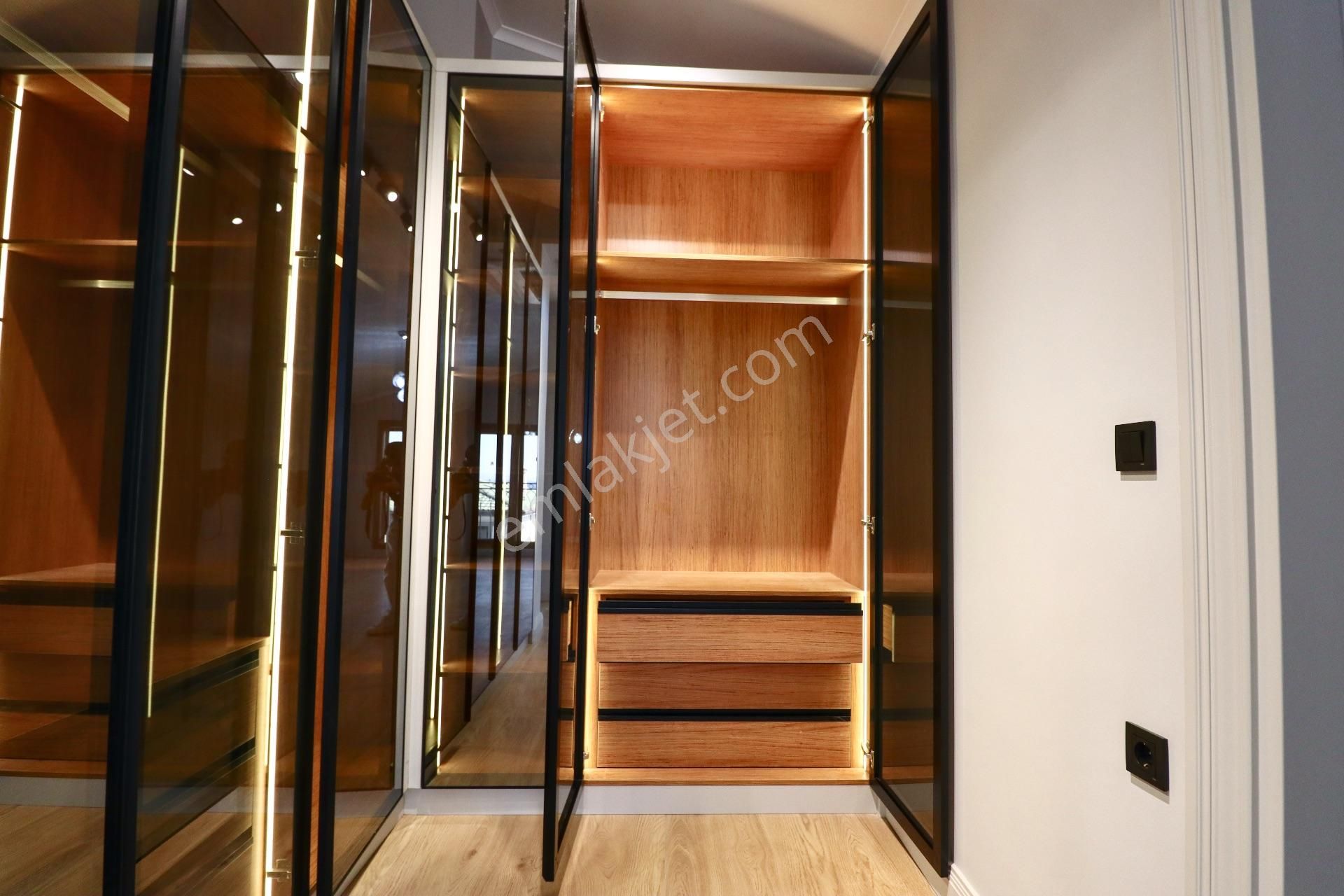 Balıkesir Altınoluk'ta Özel Havuzlu Ultra Lüks Villa - Görsel 32