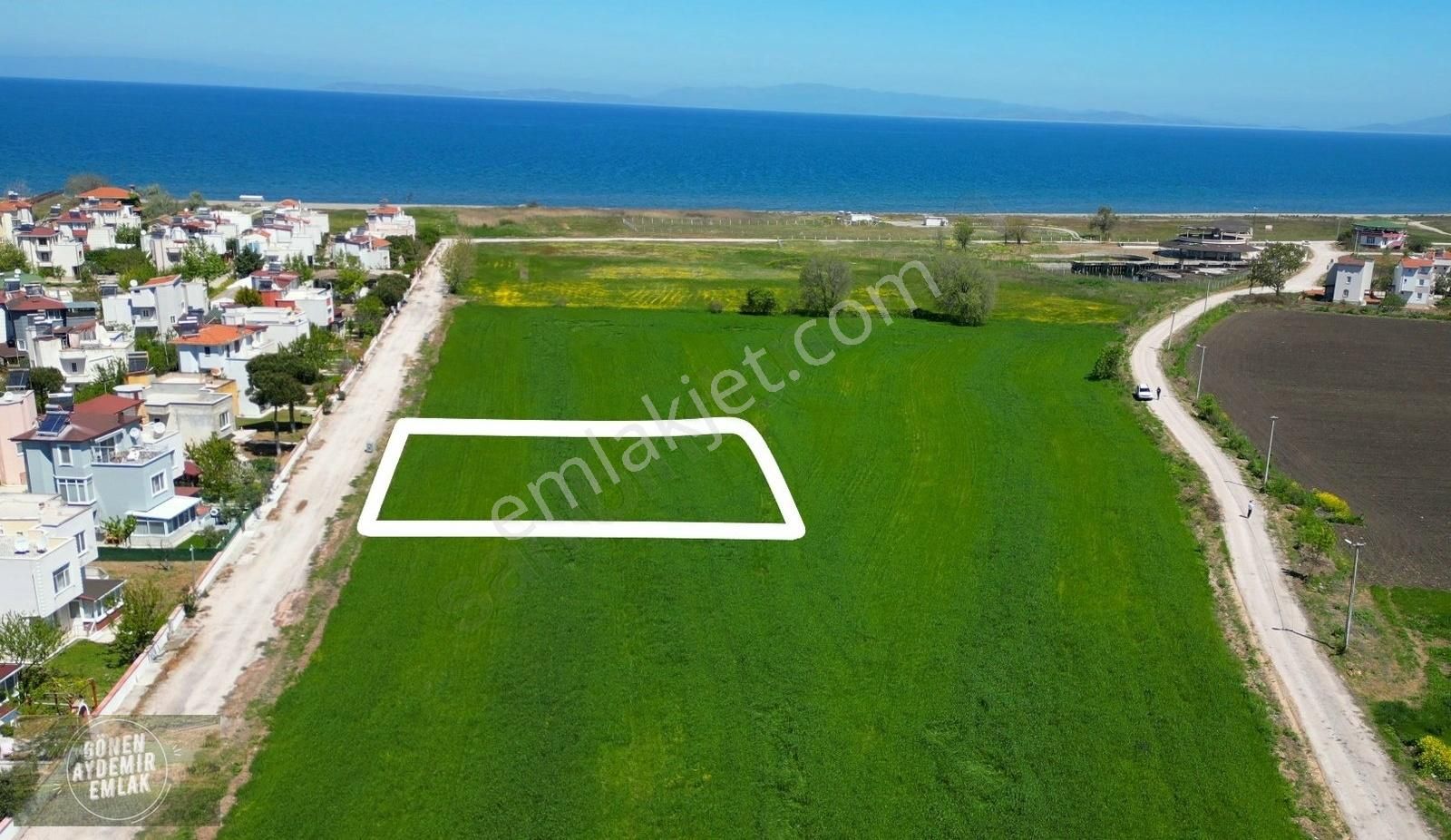 Denize Yürüme Mesafesinde %40 İmarlı ---470m² Uygun Fiyatlı Arsa