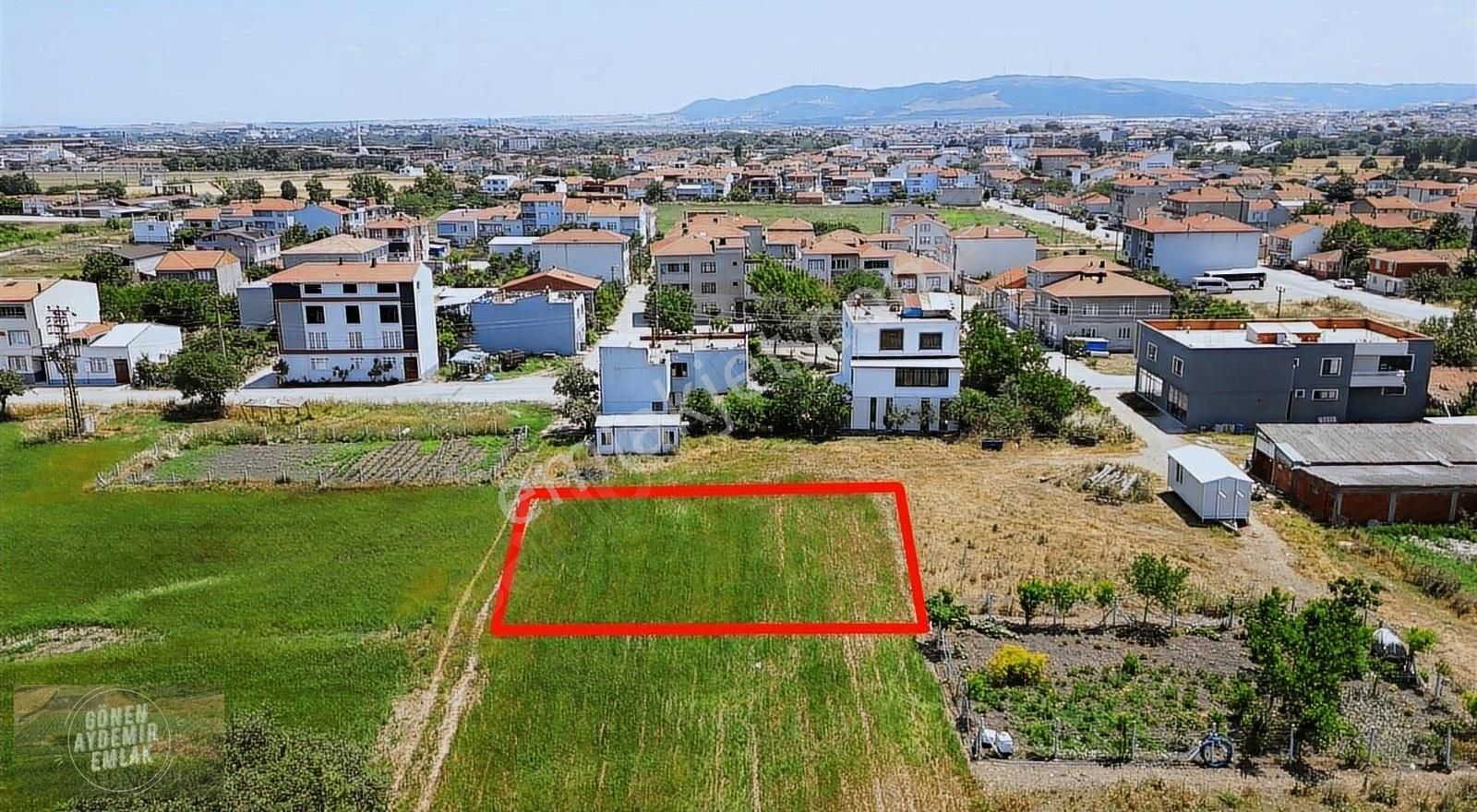 Fakülteye Yakın Bitişik Nizam 3 Kat İmarlı 292 M² Arsa