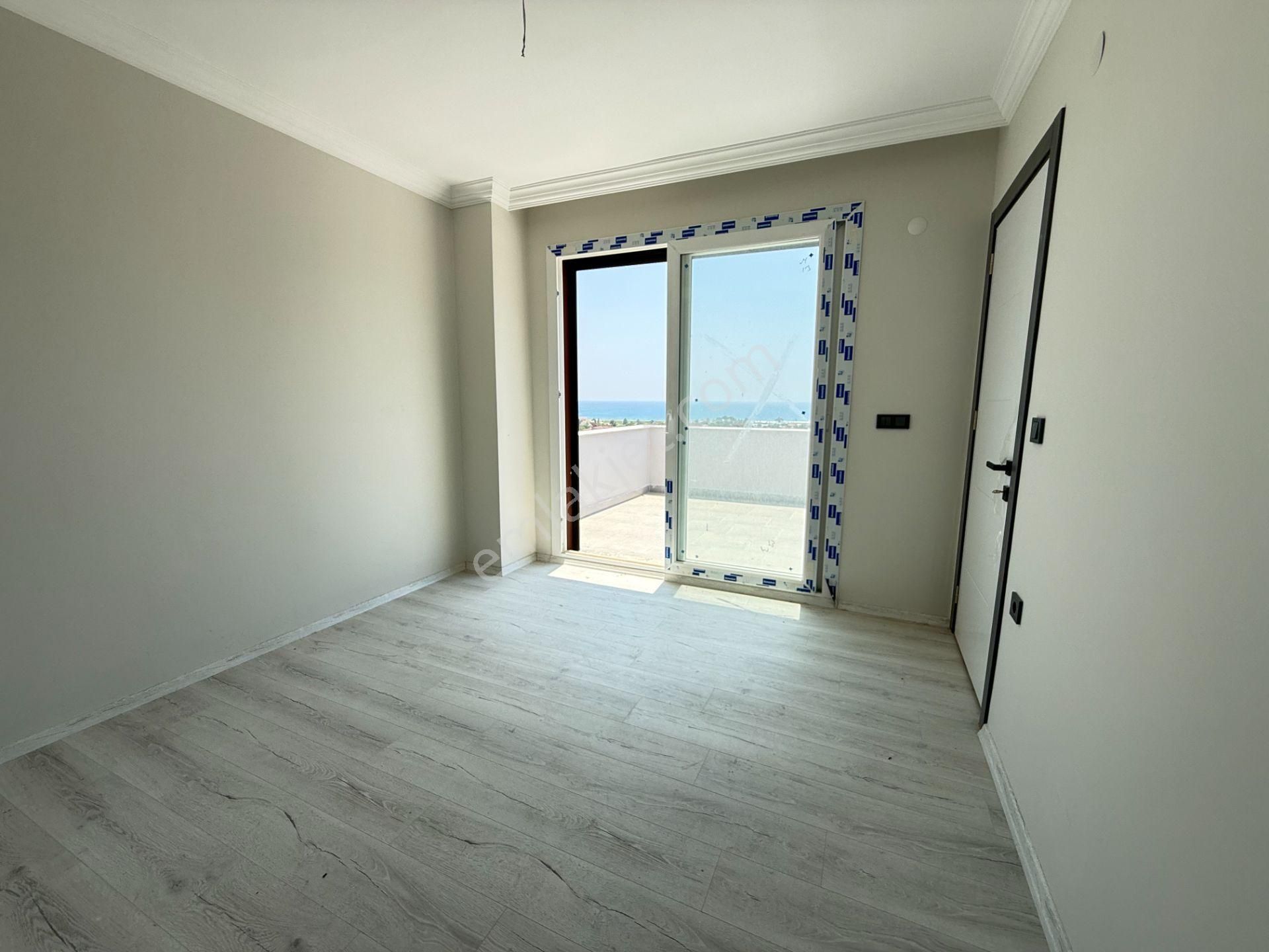 Seferihisar Doğanbey'de Satılık Deniz Manzaralı Bahçeli 3+1 Sıfır Villa - Görsel 27