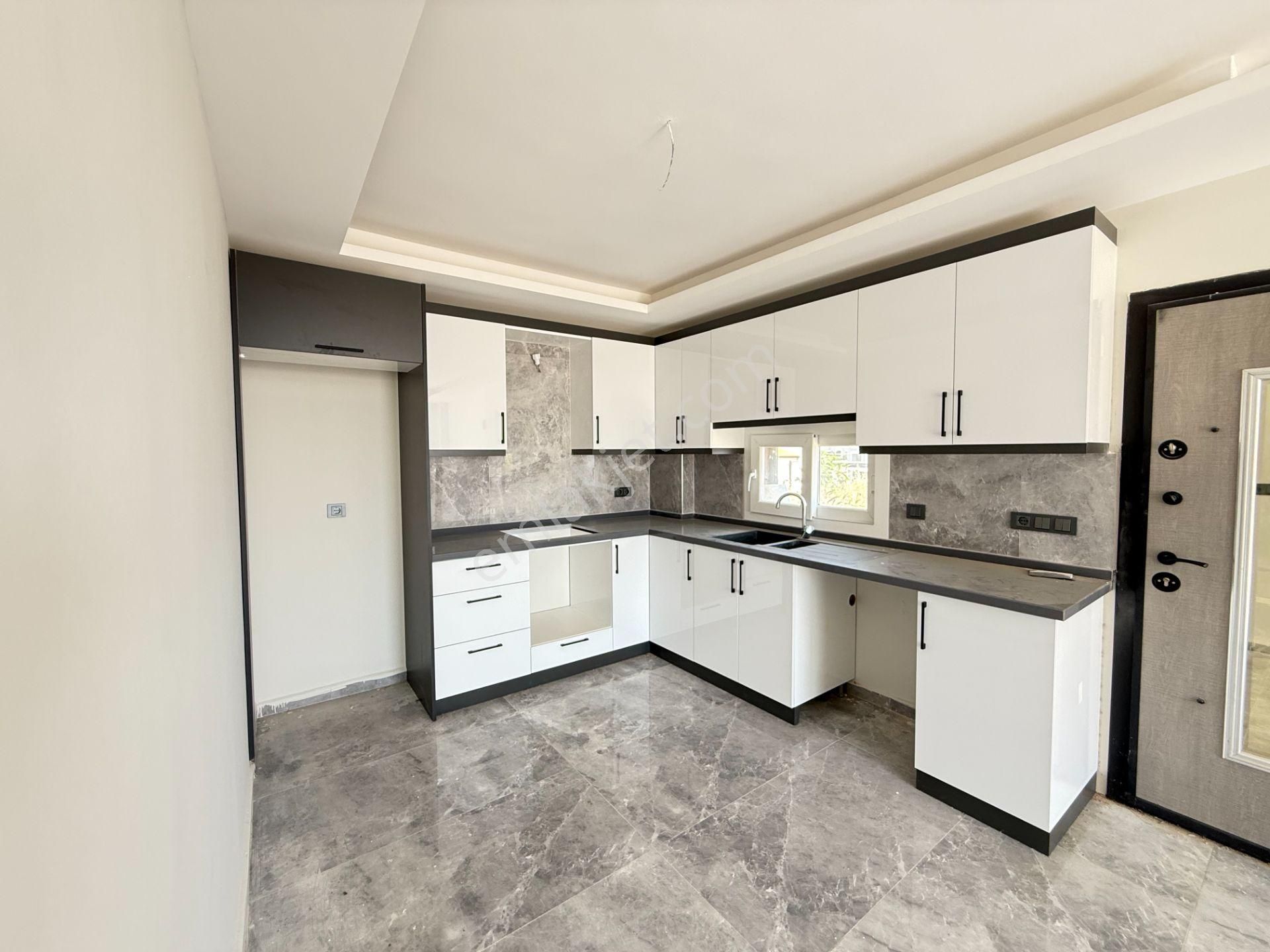 Seferihisar Doğanbey'de Satılık Deniz Manzaralı Bahçeli 3+1 Sıfır Villa - Görsel 19