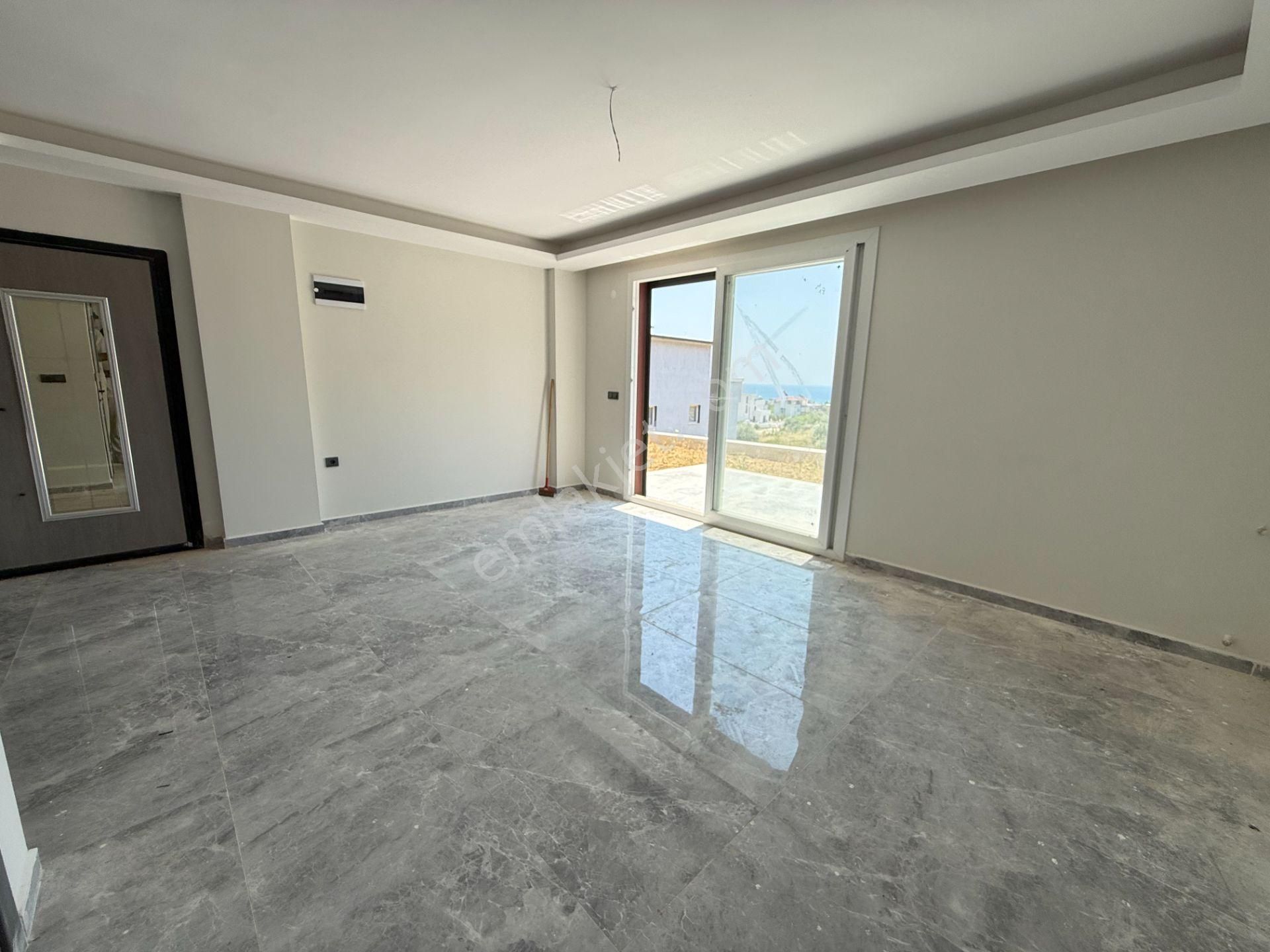 Seferihisar Doğanbey'de Satılık Deniz Manzaralı Bahçeli 3+1 Sıfır Villa - Görsel 20