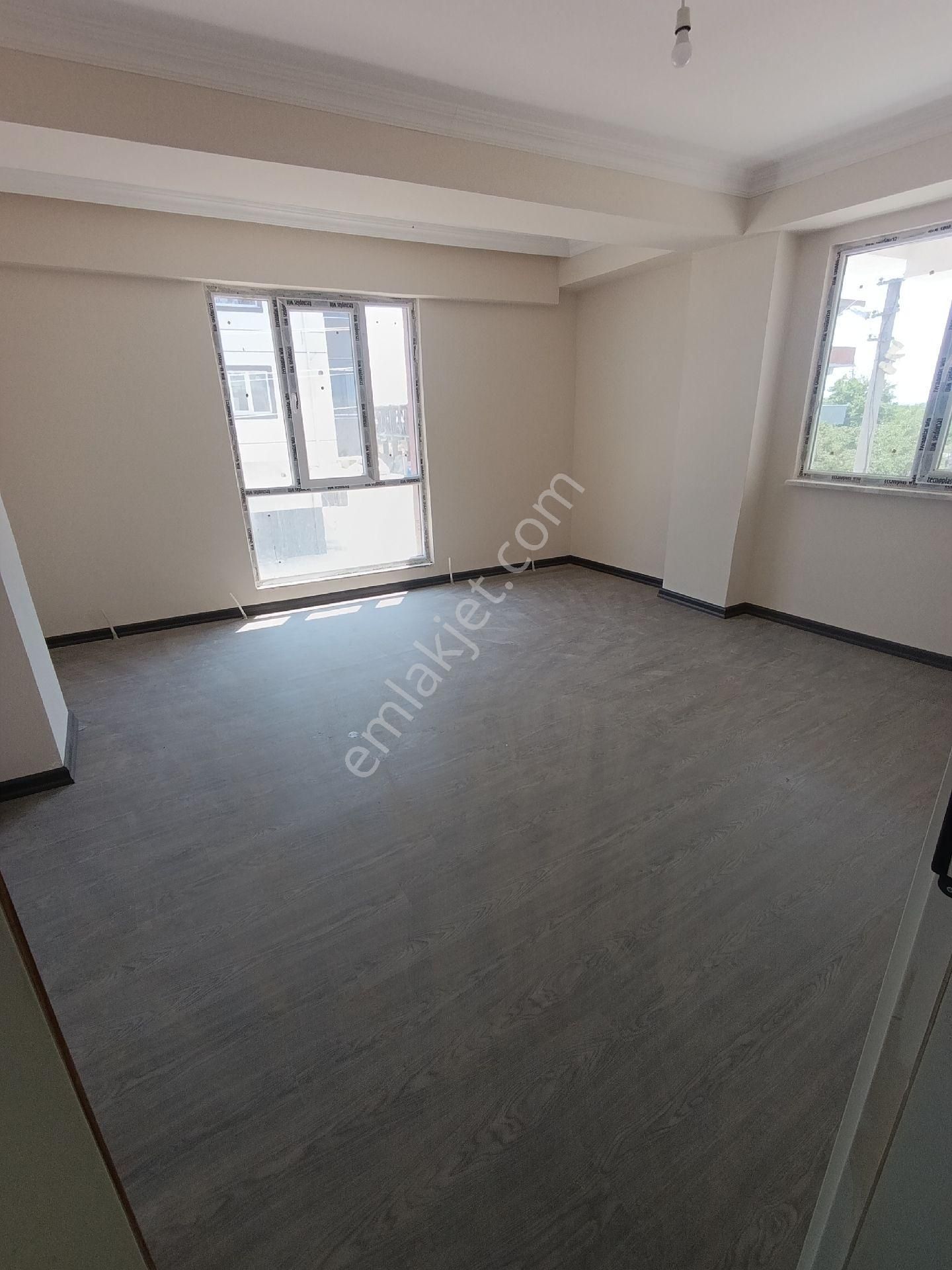 Sahibinden Satılık 2+1 Daire Sıfır Köşe Başı