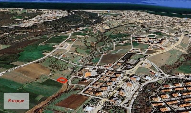Segup 'tan Büyükoyumca'da Köşe Başı Satılık Arsa. (3)