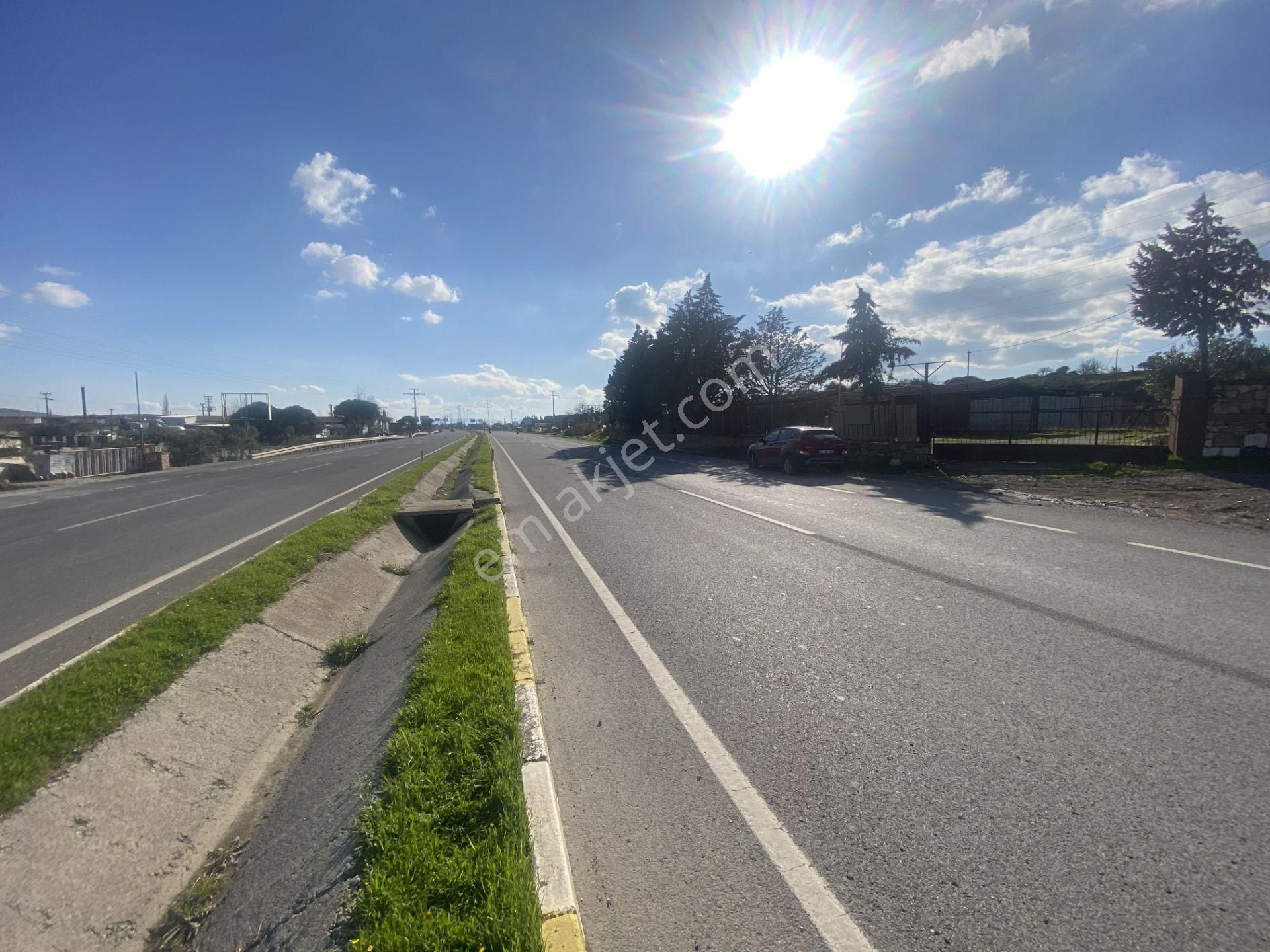 Balıkesir Ayvalık Ta Satılık 21,919 Metre Kare Arsa.ana Yola 36 Metre Cephelidir - Görsel 2