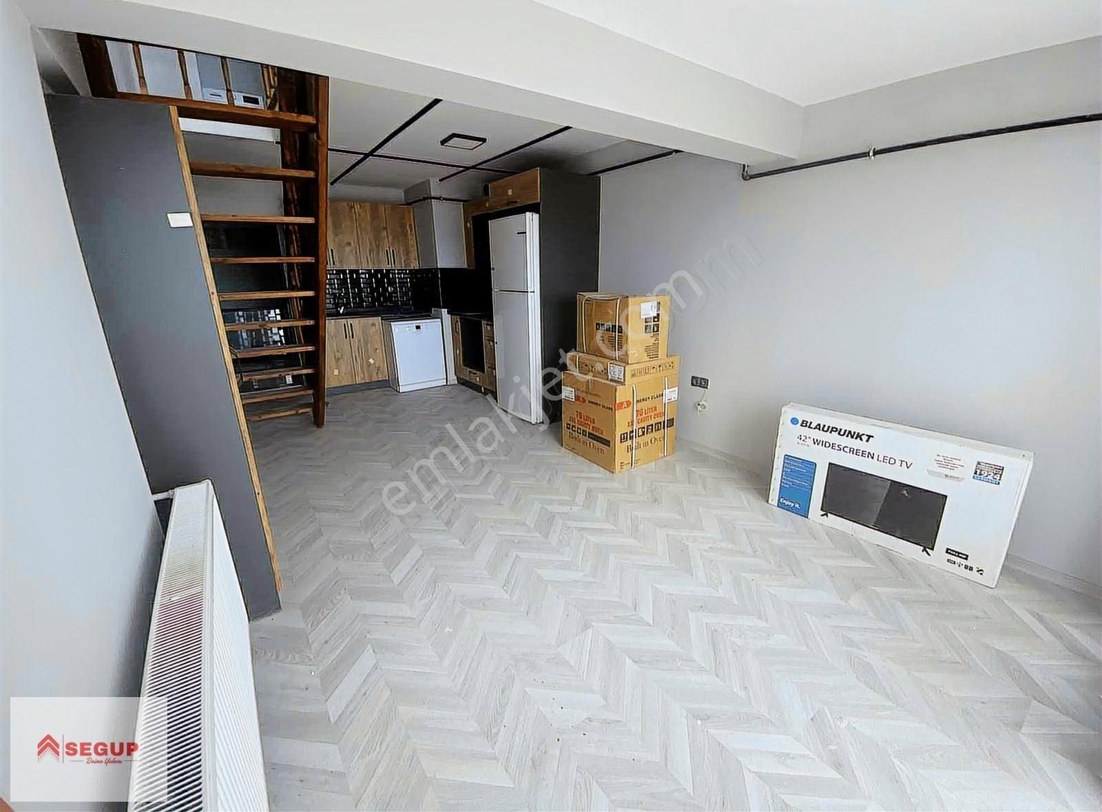 Segup'tan Körfez'de Ful Deniz Manzaralı 1+1 Kiralık Daire