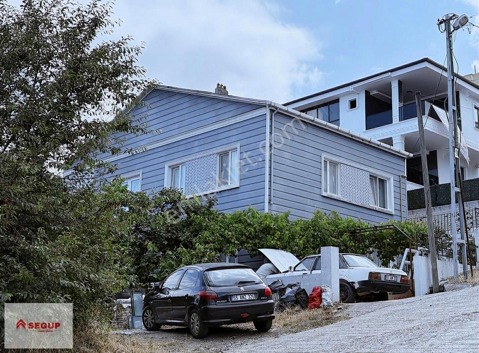 Atakentin Merkezinde 6+2 Villa Tadında Bahçeli Müstakil Ev