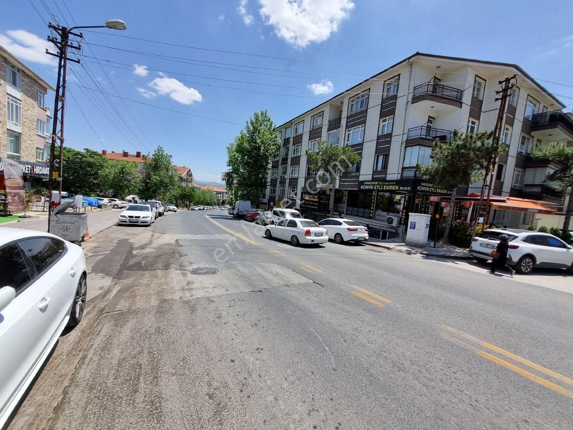 G.dr.tevfik Sağlam Caddesi'nde Lokman Hekim Hast.mevkii 30m2 Depolu Satılık Dükkan - Görsel 10