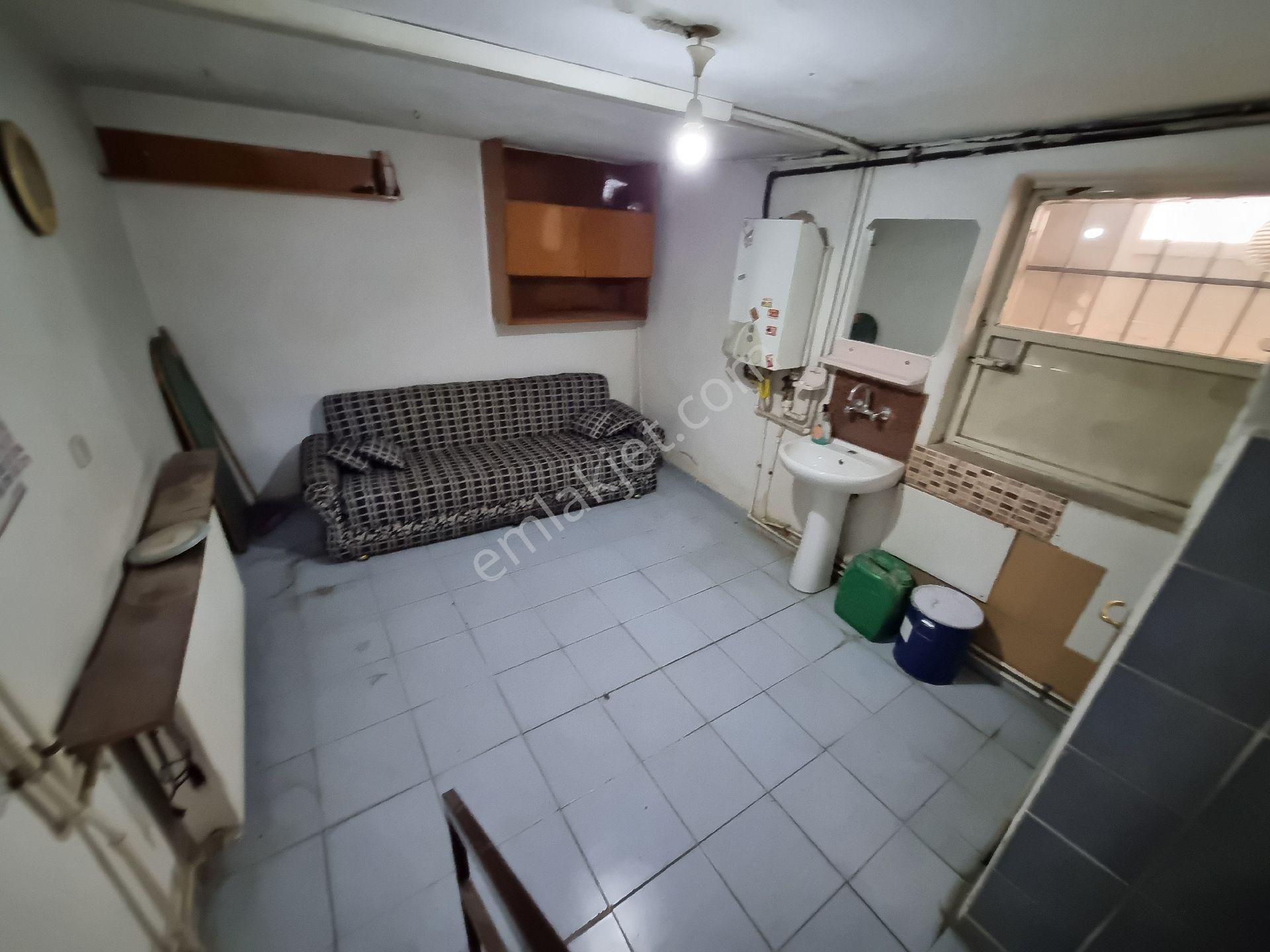 G.dr.tevfik Sağlam Caddesi'nde Lokman Hekim Hast.mevkii 30m2 Depolu Satılık Dükkan - Görsel 22