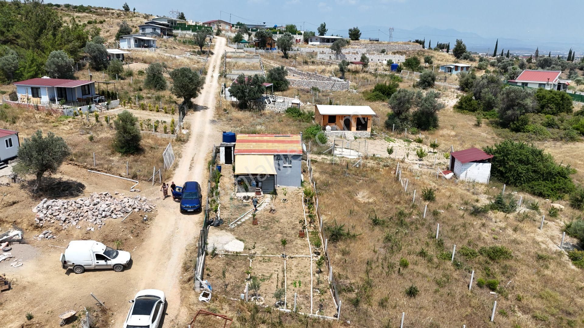 İzmir Akçaköyde Satılık 336 M2 Tapulu 50 M2 Betonarme Bahçeli Harika Ev - Görsel 3