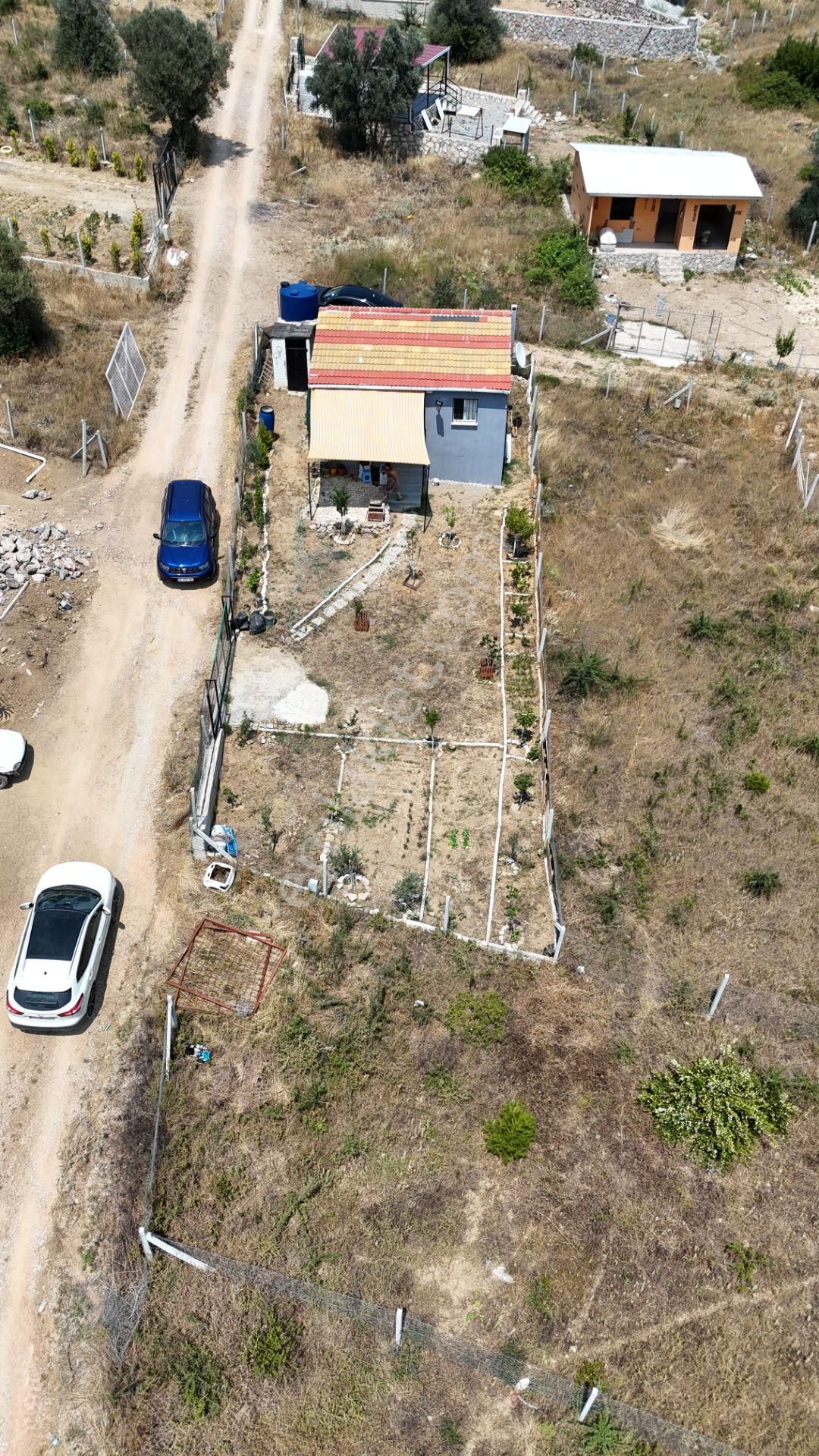 İzmir Akçaköyde Satılık 336 M2 Tapulu 50 M2 Betonarme Bahçeli Harika Ev - Görsel 19