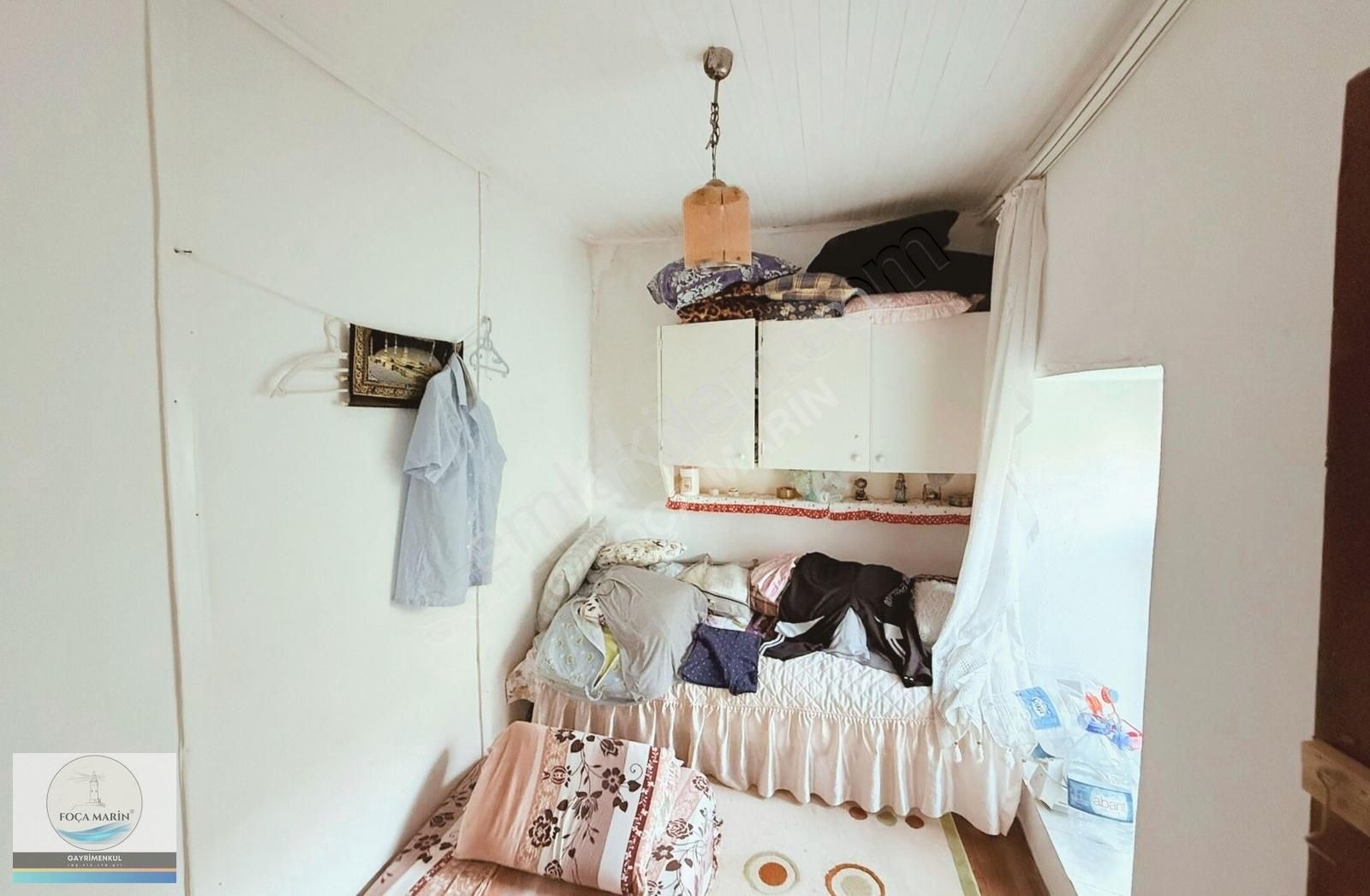 Yenifoça Marina'ya Çok Yakın, Mükemmel Lokasyonda Taş Ev - Görsel 3