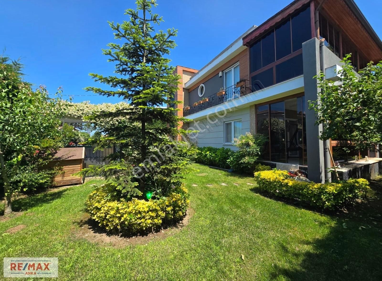 Remax Anka'dan Şile Kumbaba'da 335 M2 Tam Müstakil Villa