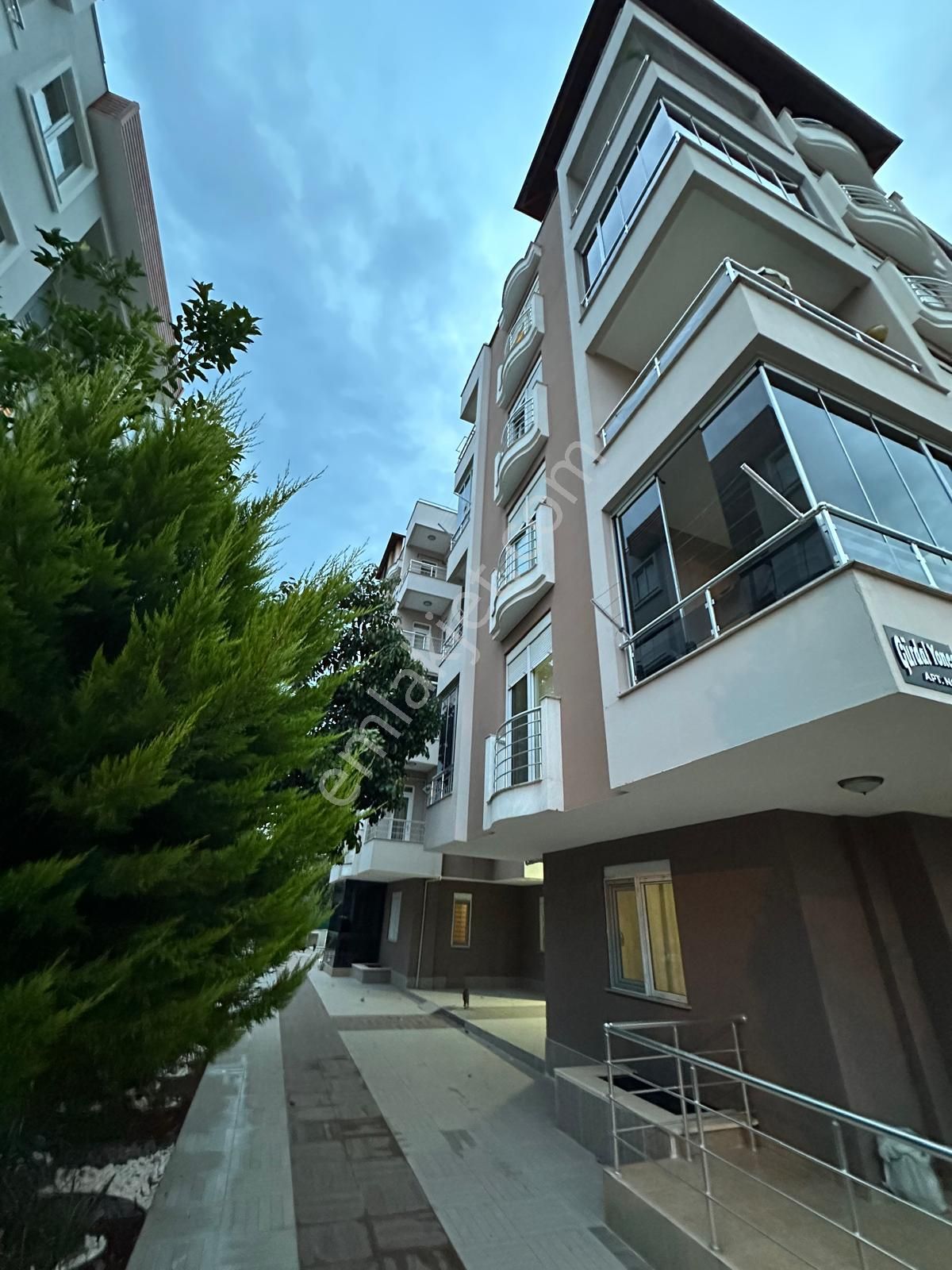 Konyaaltı Liman Mahallesi 2+1 Havuzlu Sıfır Eşyalı Daire - Görsel 20