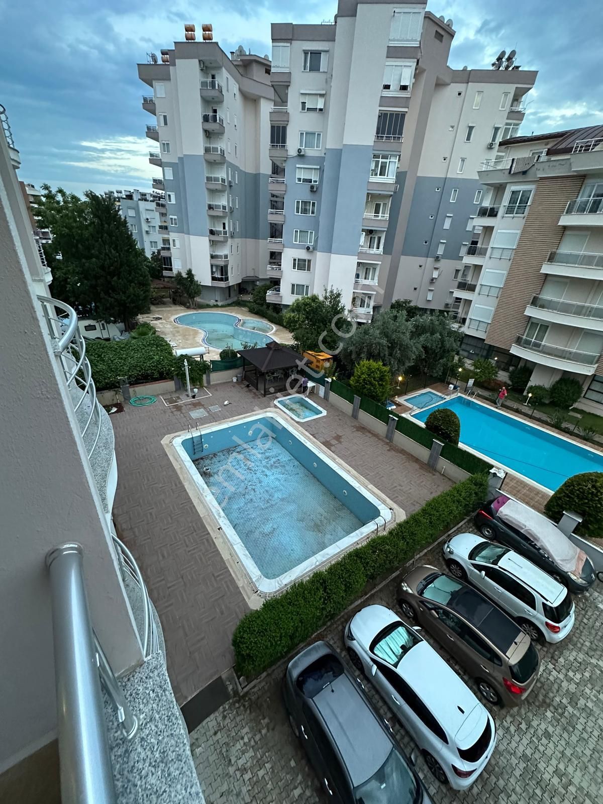 Konyaaltı Liman Mahallesi 2+1 Havuzlu Sıfır Eşyalı Daire - Görsel 24