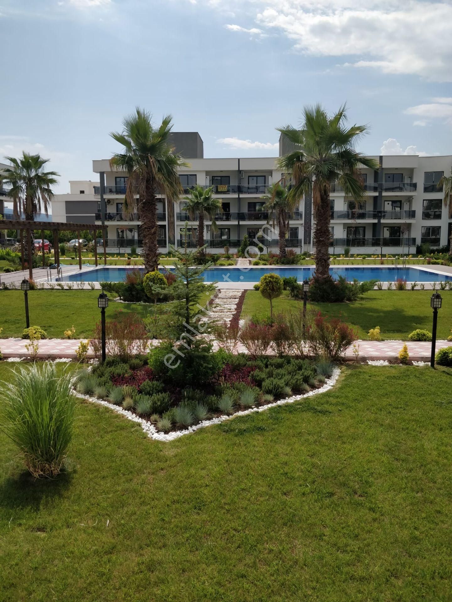 Manisa Muradiye Villalar Bölgesi Havuzlu1+1 Eşyalı Satılık Daire - Görsel 9