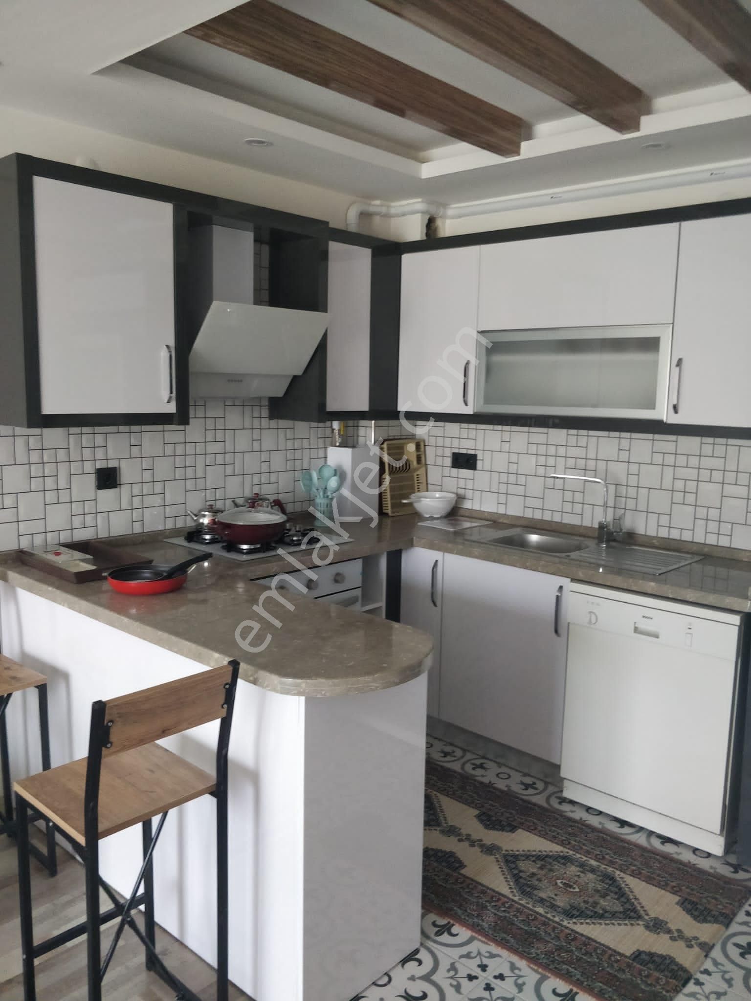 Manisa Muradiye Villalar Bölgesi Havuzlu1+1 Eşyalı Satılık Daire - Görsel 14