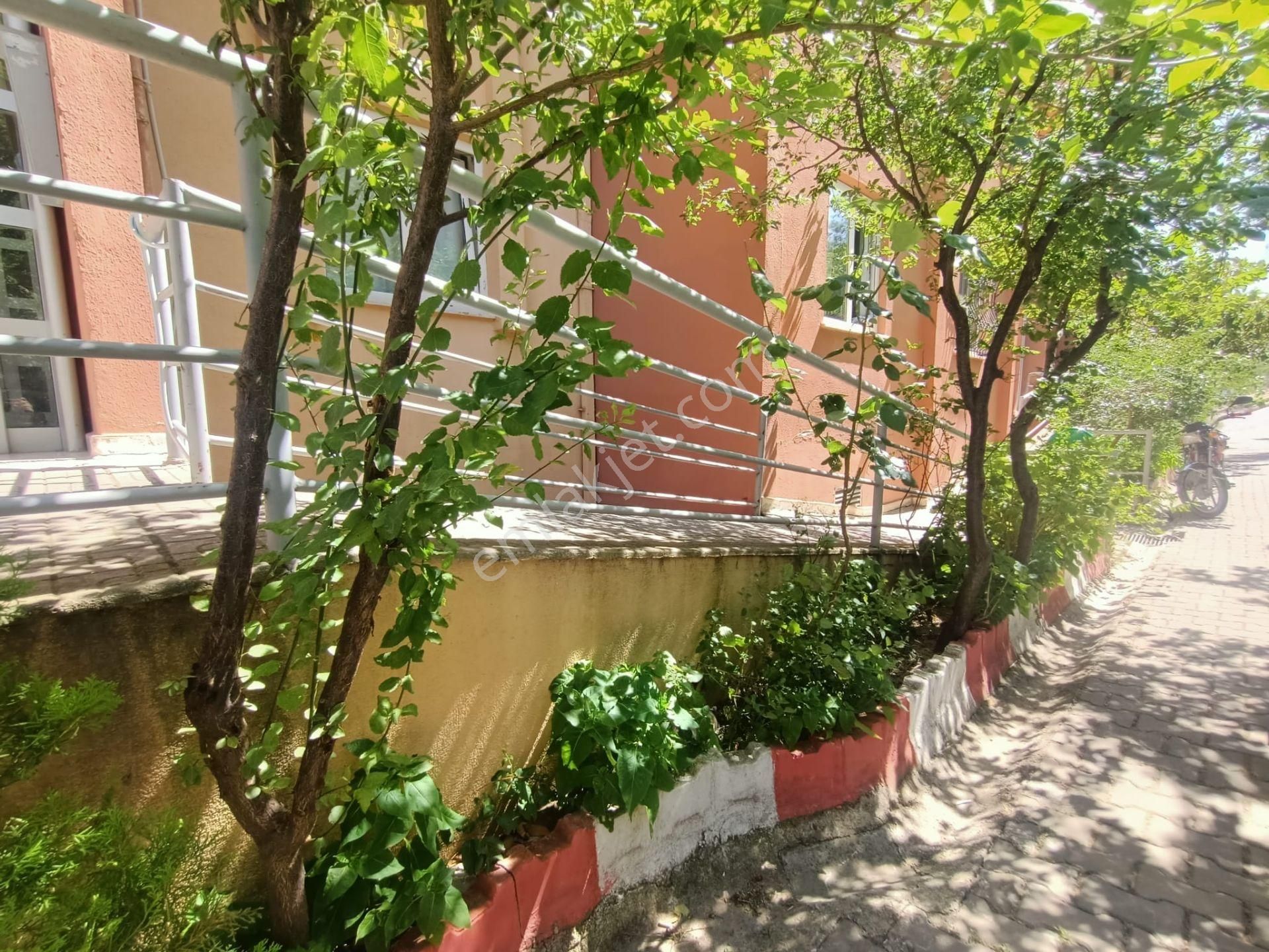 Uygar Geyrimenkul Edremit Toki De Satılık 2+1 Doğalgazlı Manzaralı Daire - Görsel 3