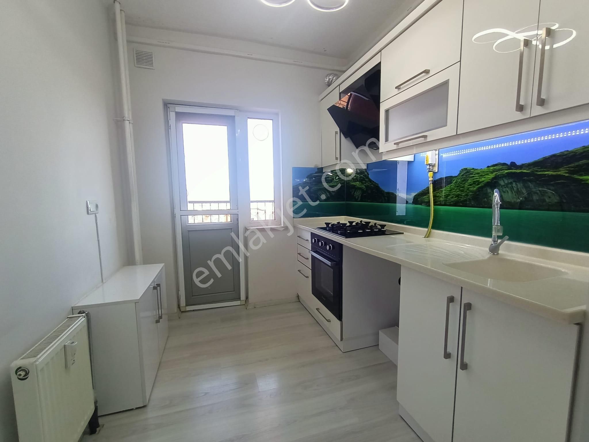 Uygar Geyrimenkul Edremit Toki De Satılık 2+1 Doğalgazlı Manzaralı Daire