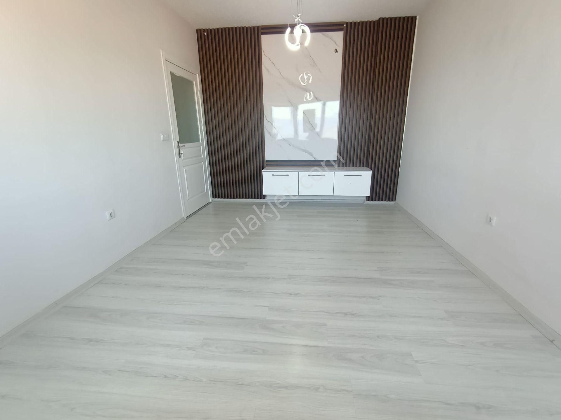 Uygar Geyrimenkul Edremit Toki De Satılık 2+1 Doğalgazlı Manzaralı Daire - Görsel 5