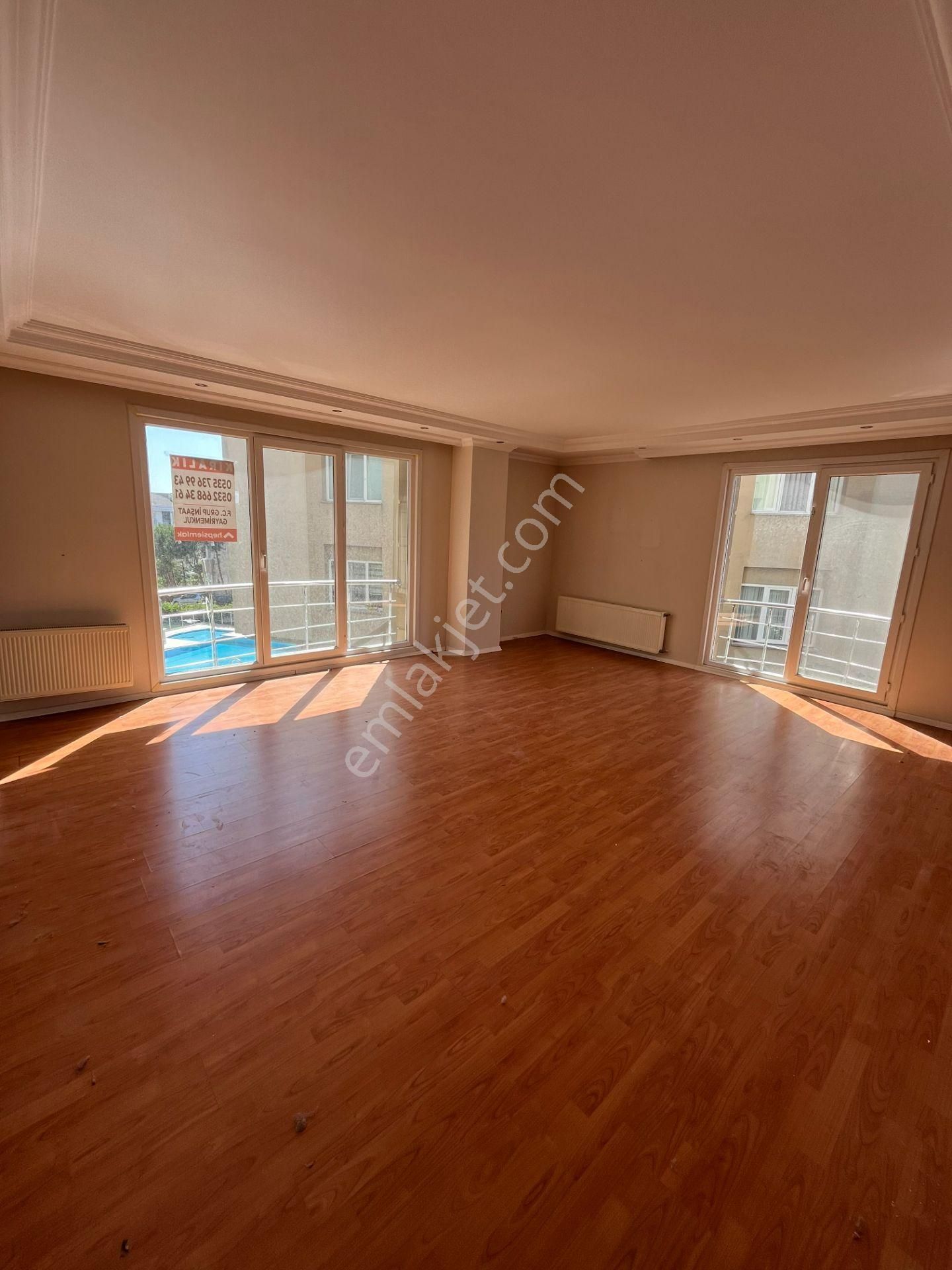 Büyükçekmece Atatürk Mah Havuzlu Sitede Ultra Lüks 3+1 Kiralık Daire