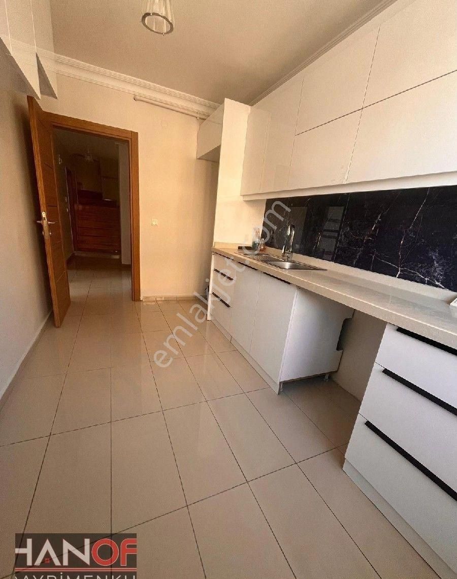 Beylikdüzü Kavaklıda 3+2 Dublex Daire Taras Süper Daire - Görsel 28