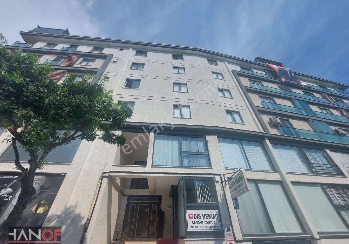 Beylikdüzü Kavaklı Merkez'de 3+1 4 Kat Kiralık Daire