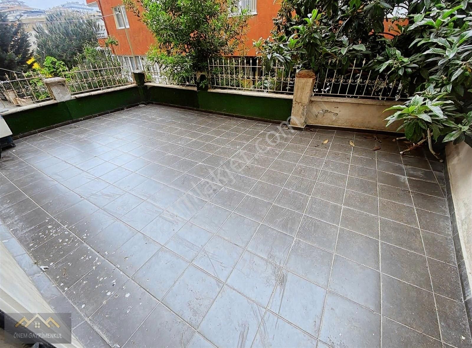 Önem Gayrimenkul Den 3+1 Temiz Geniş Balkonlu Kot Daire