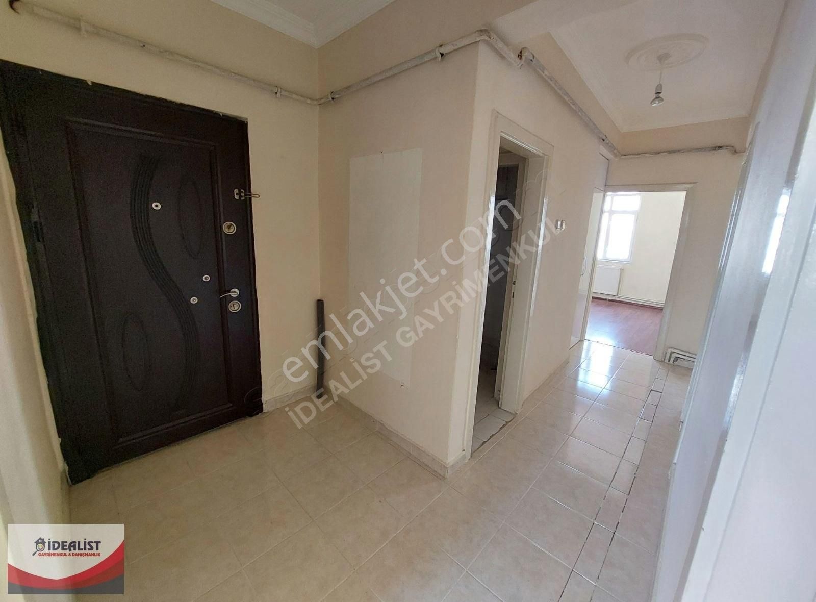 İdealist Gayrimenkulden Akpınar Cami Karşısı Kiralık 2+1 Daire
