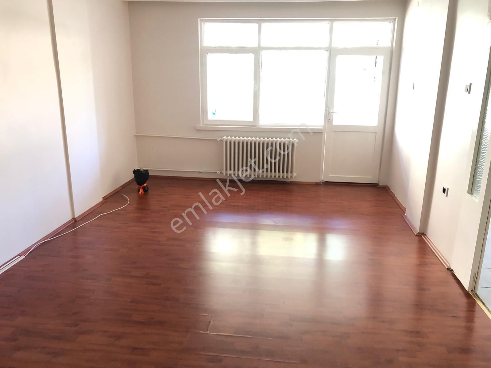 Rıza Acar'dan Uğur Mumcu Mahallesi 2+1 Merkezi Sitem Yapılı