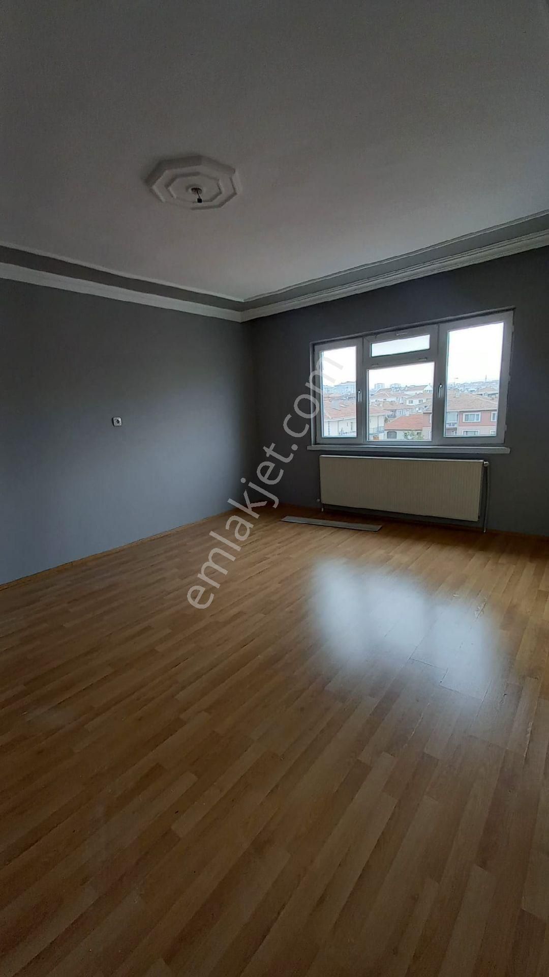 Ankara Sincan Akşemsettinde 3+1 Sonkat Geniş Kiralık Daire