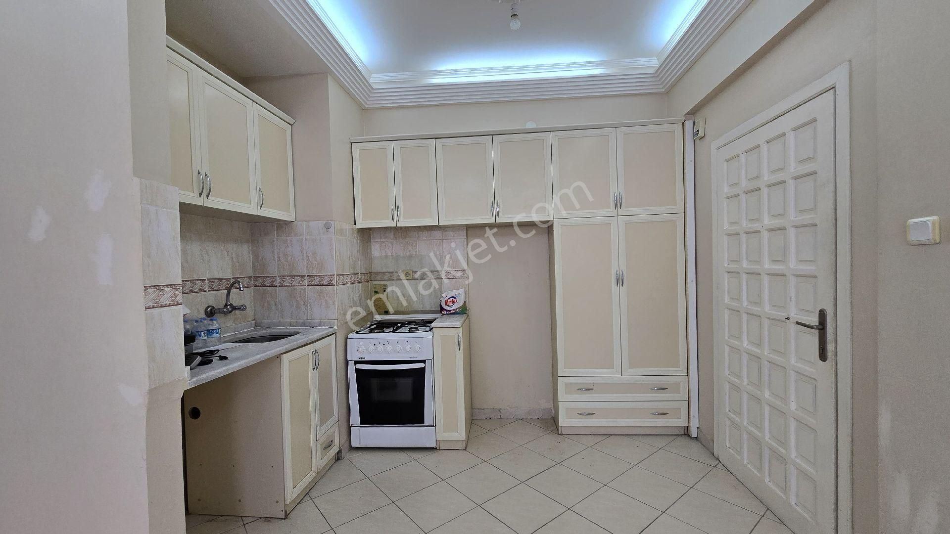 Alanya Tosmur Satılık 2+1 Daire Sahile 5 Dakika